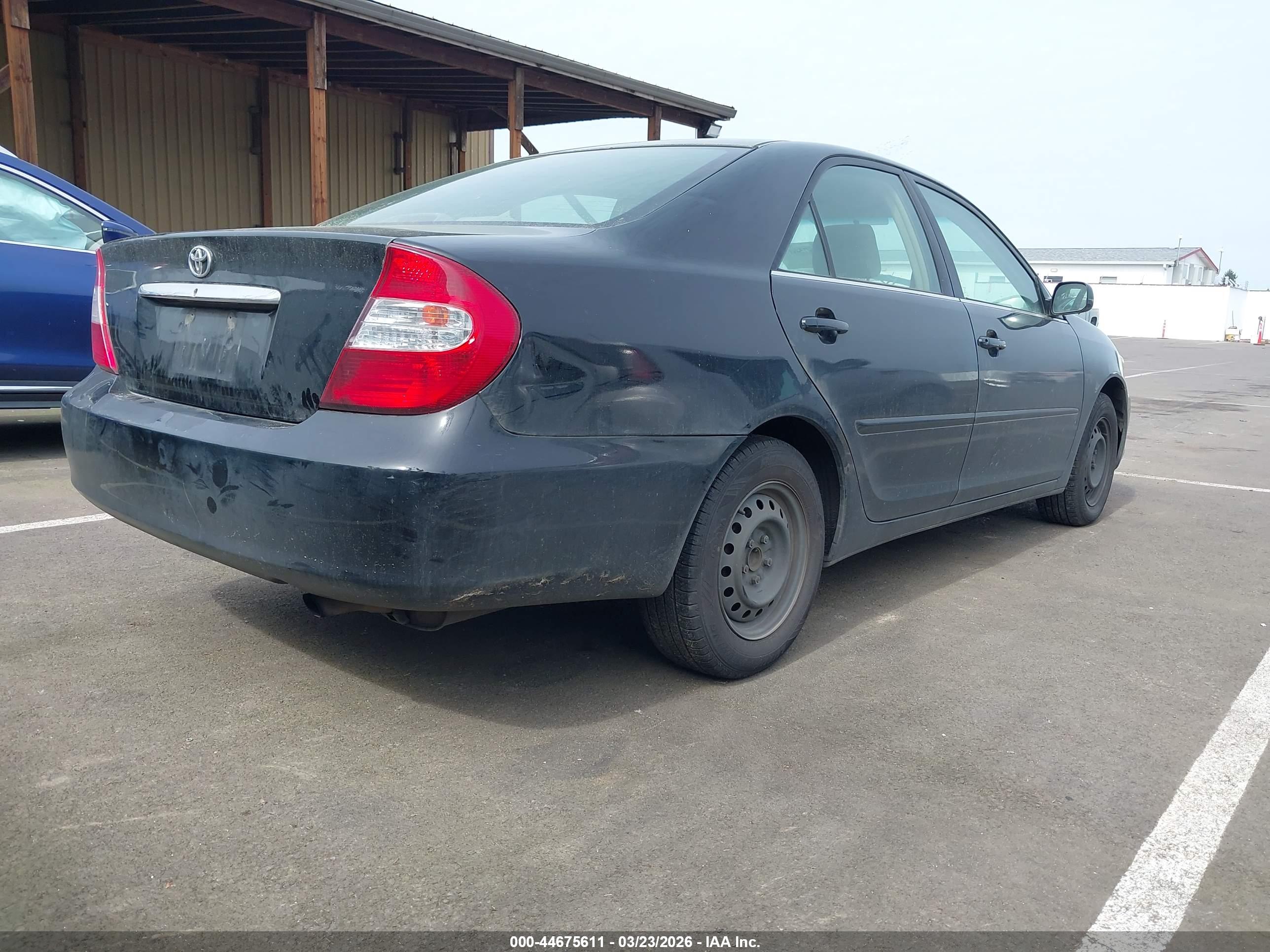 TOYOTA CAMRY image 4