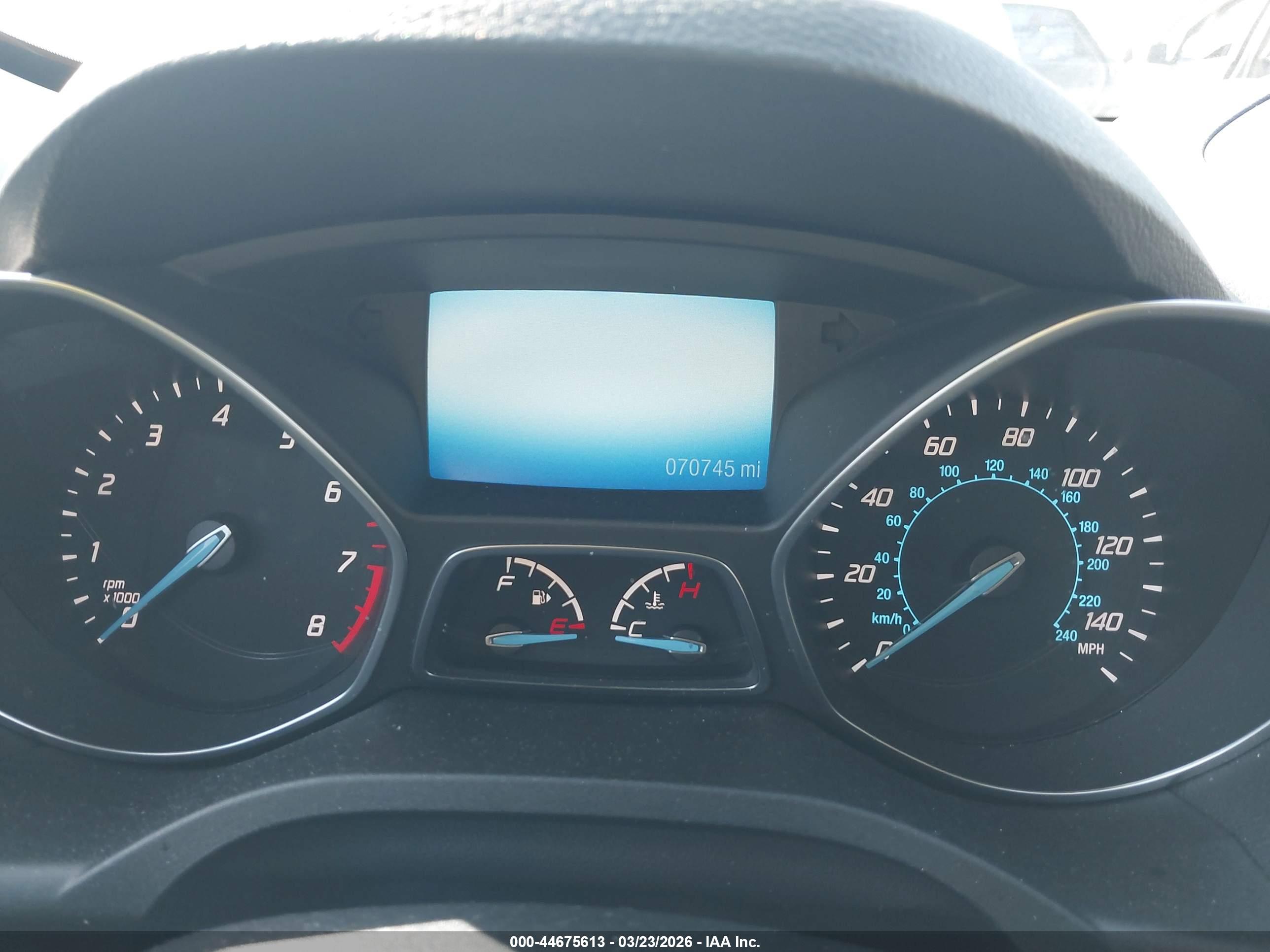 FORD ESCAPE image 7