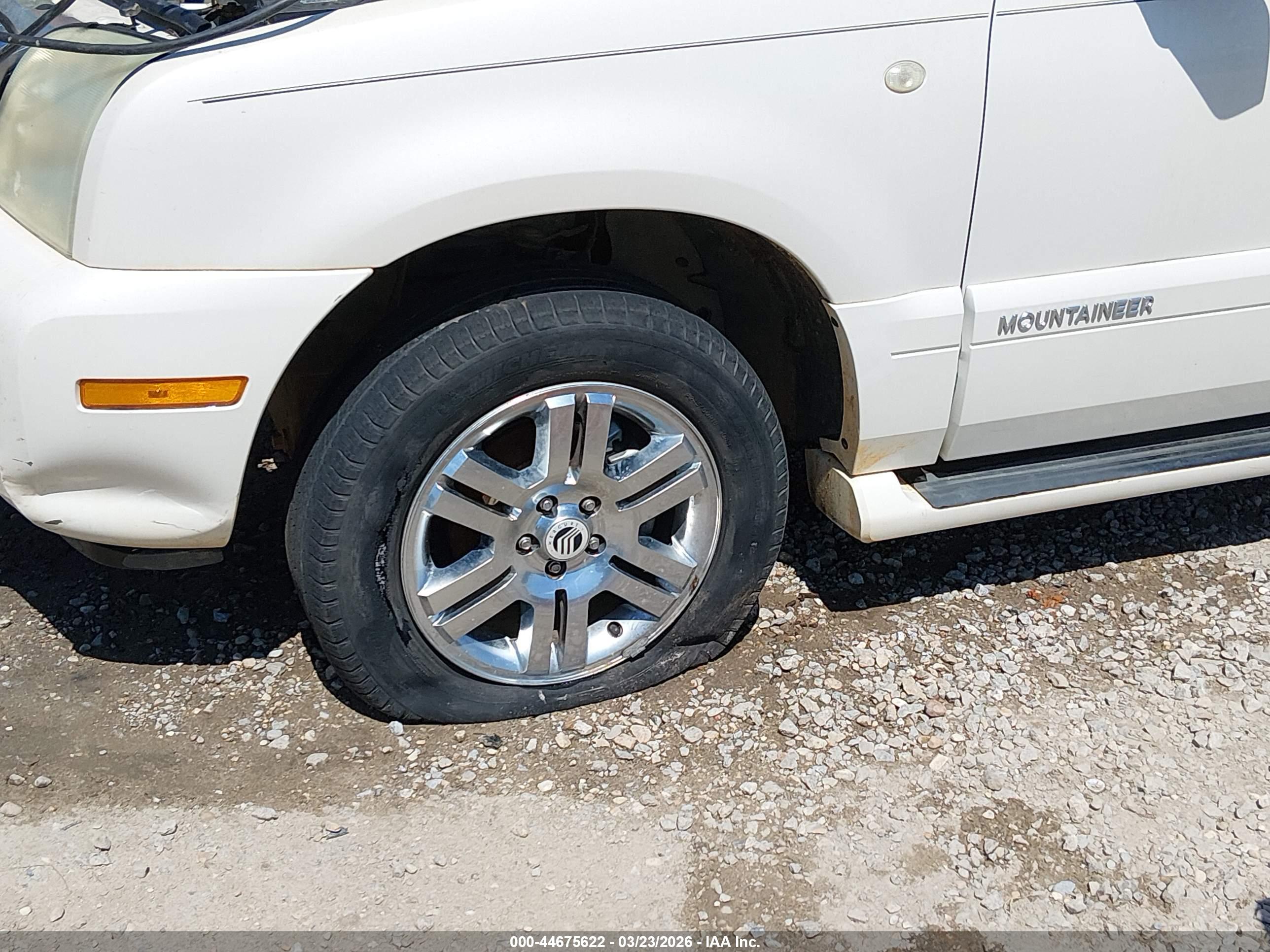 MERCURY MOUNTAINEER image 6