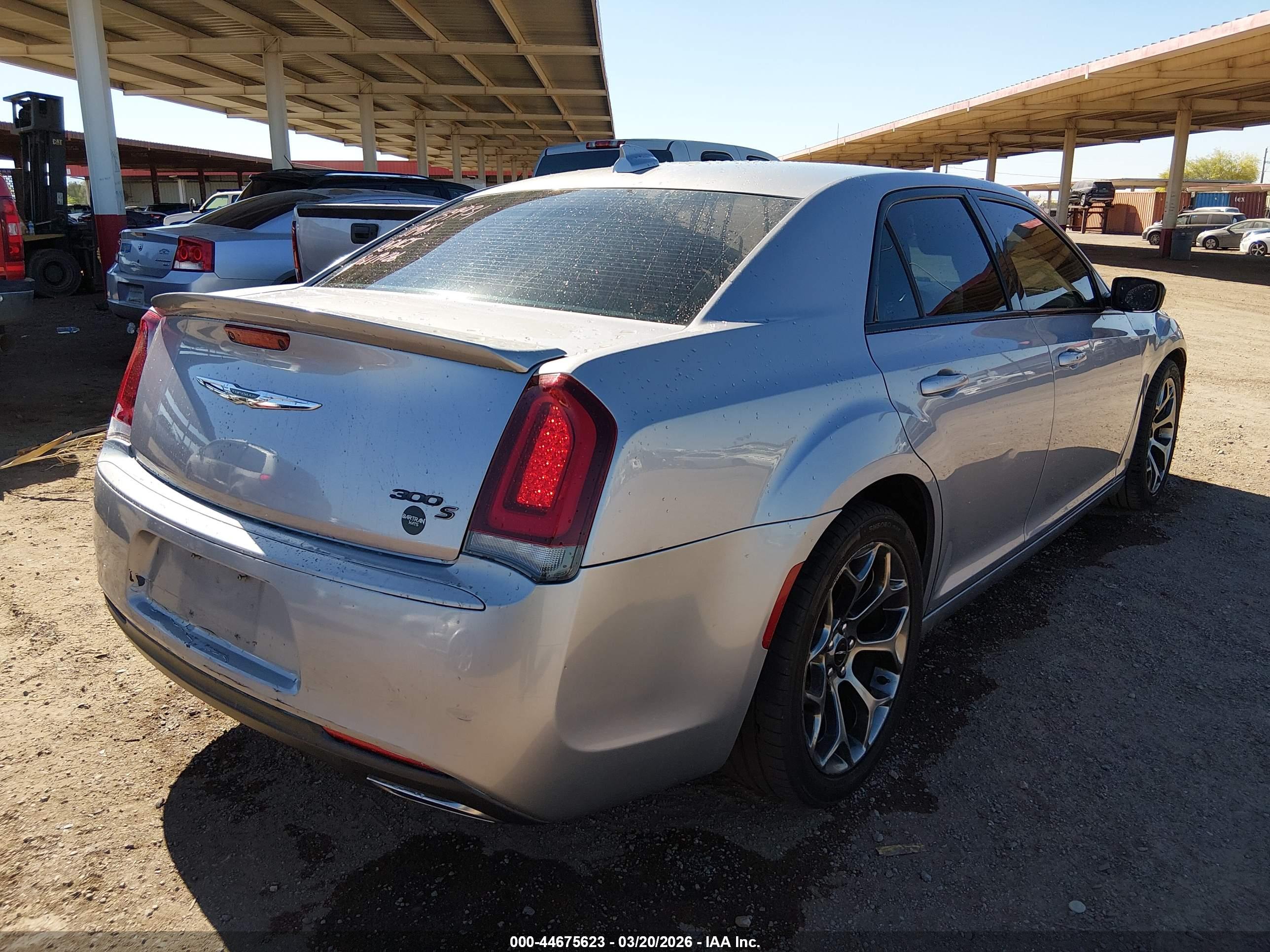 CHRYSLER 300 image 4
