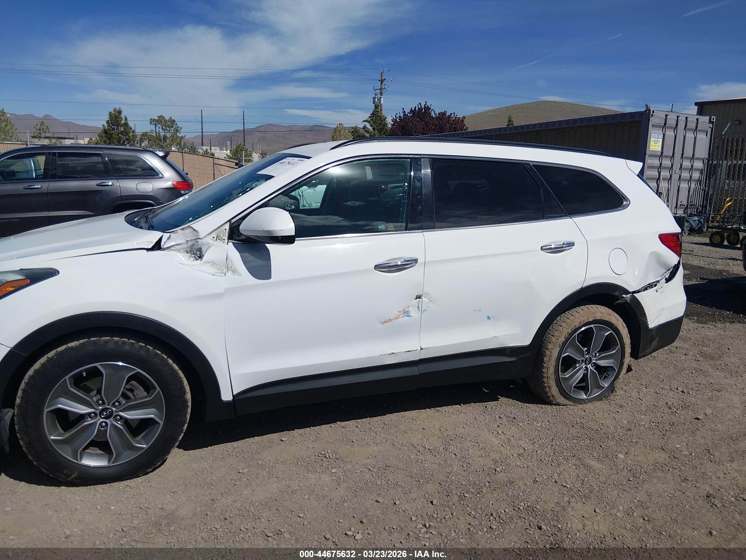 HYUNDAI SANTA image 6