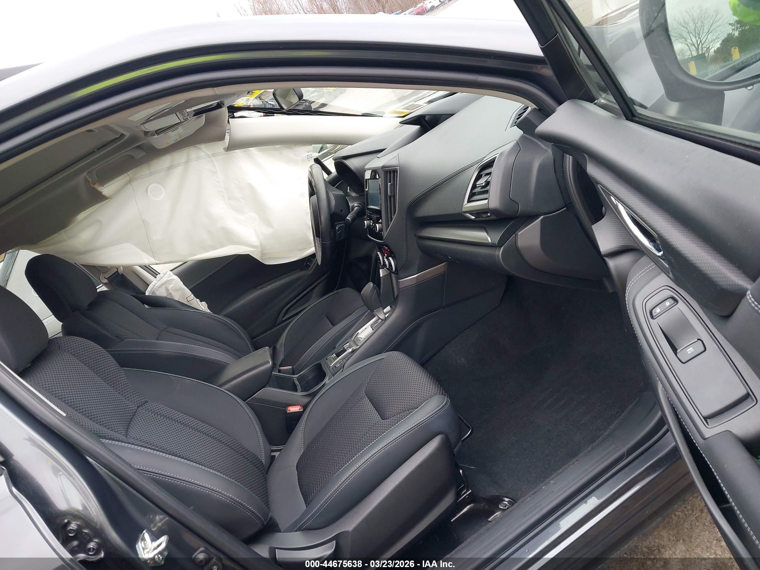 SUBARU FORESTER image 5