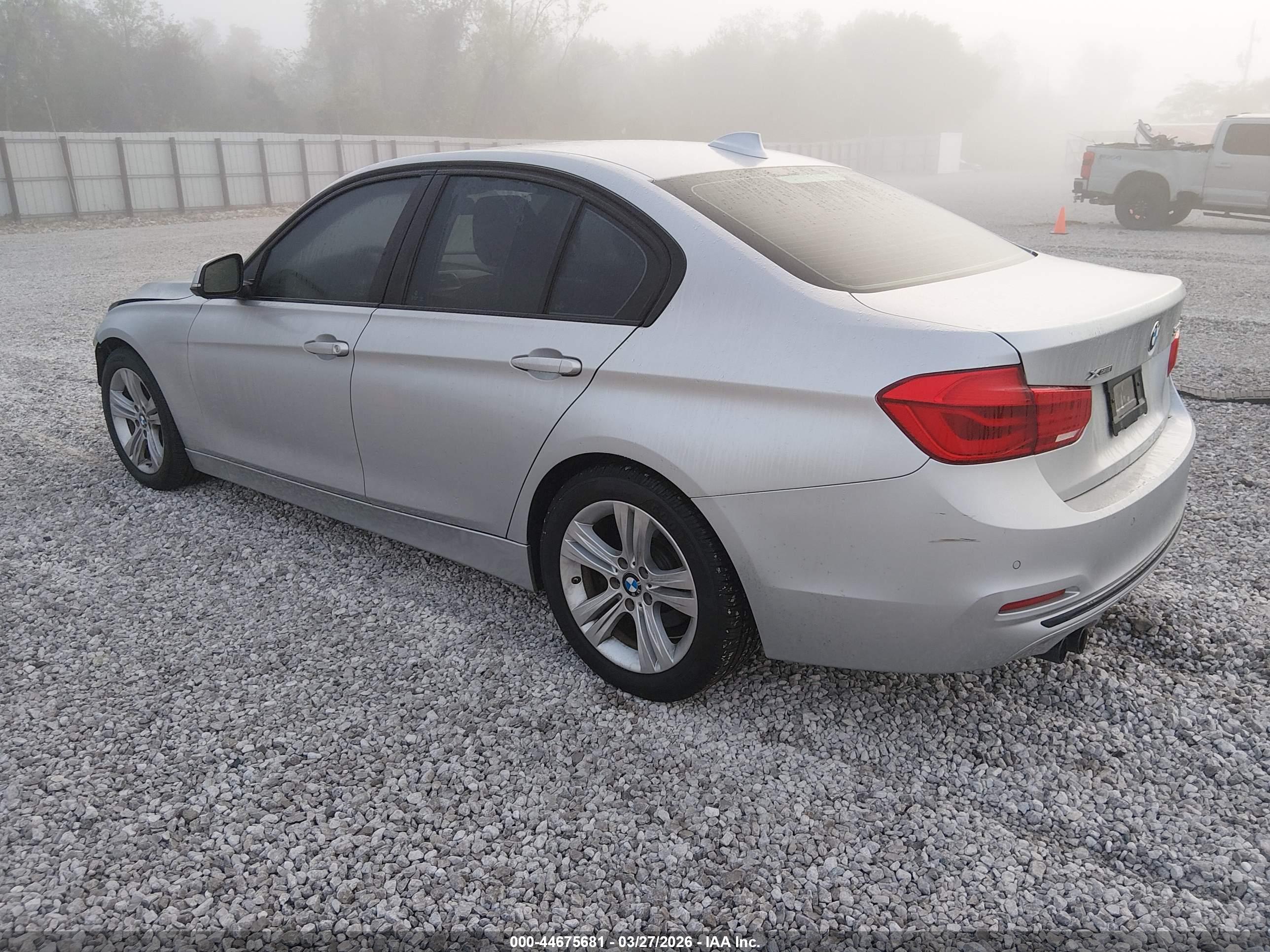 BMW 328I image 3