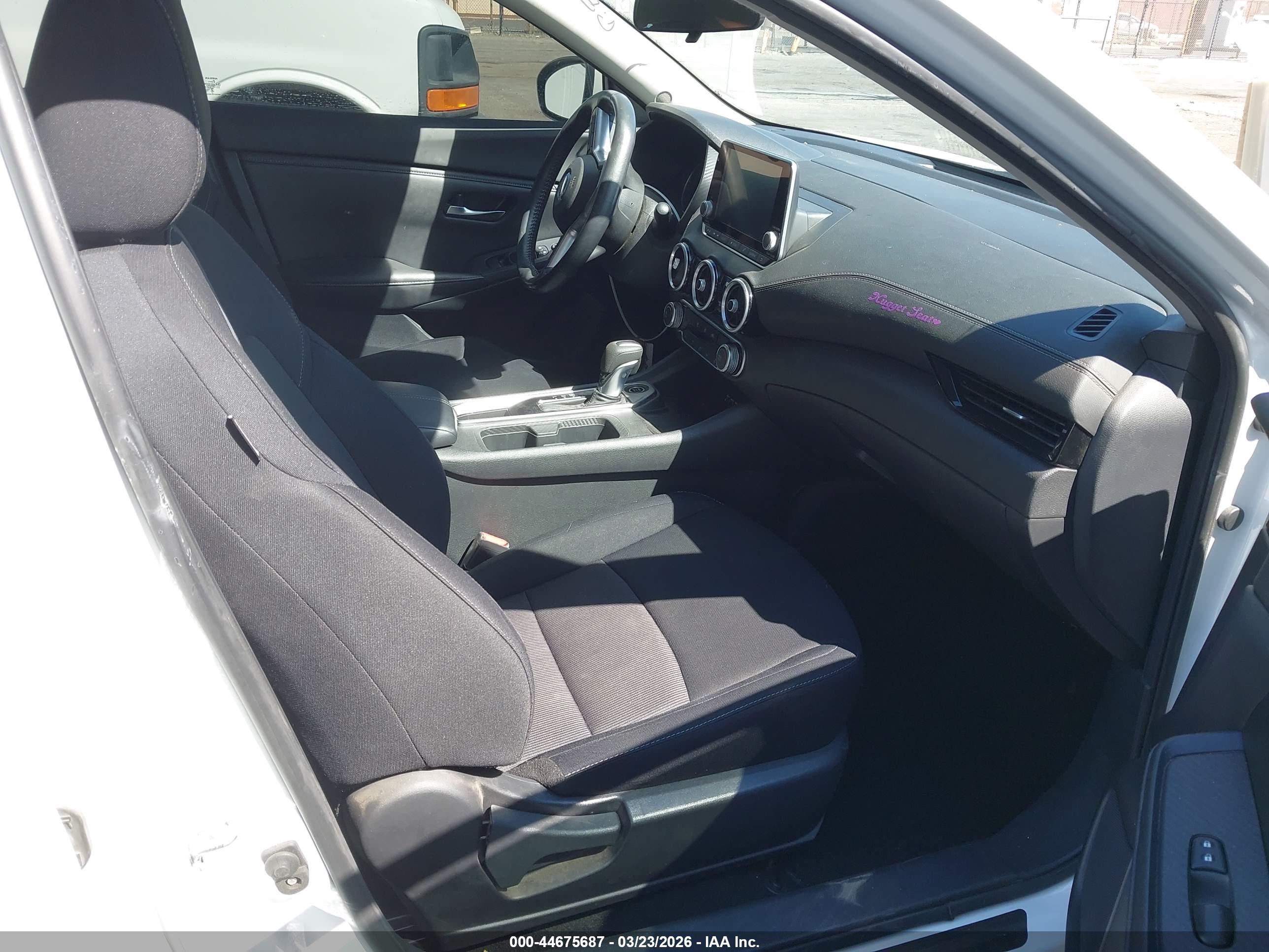 NISSAN SENTRA image 5