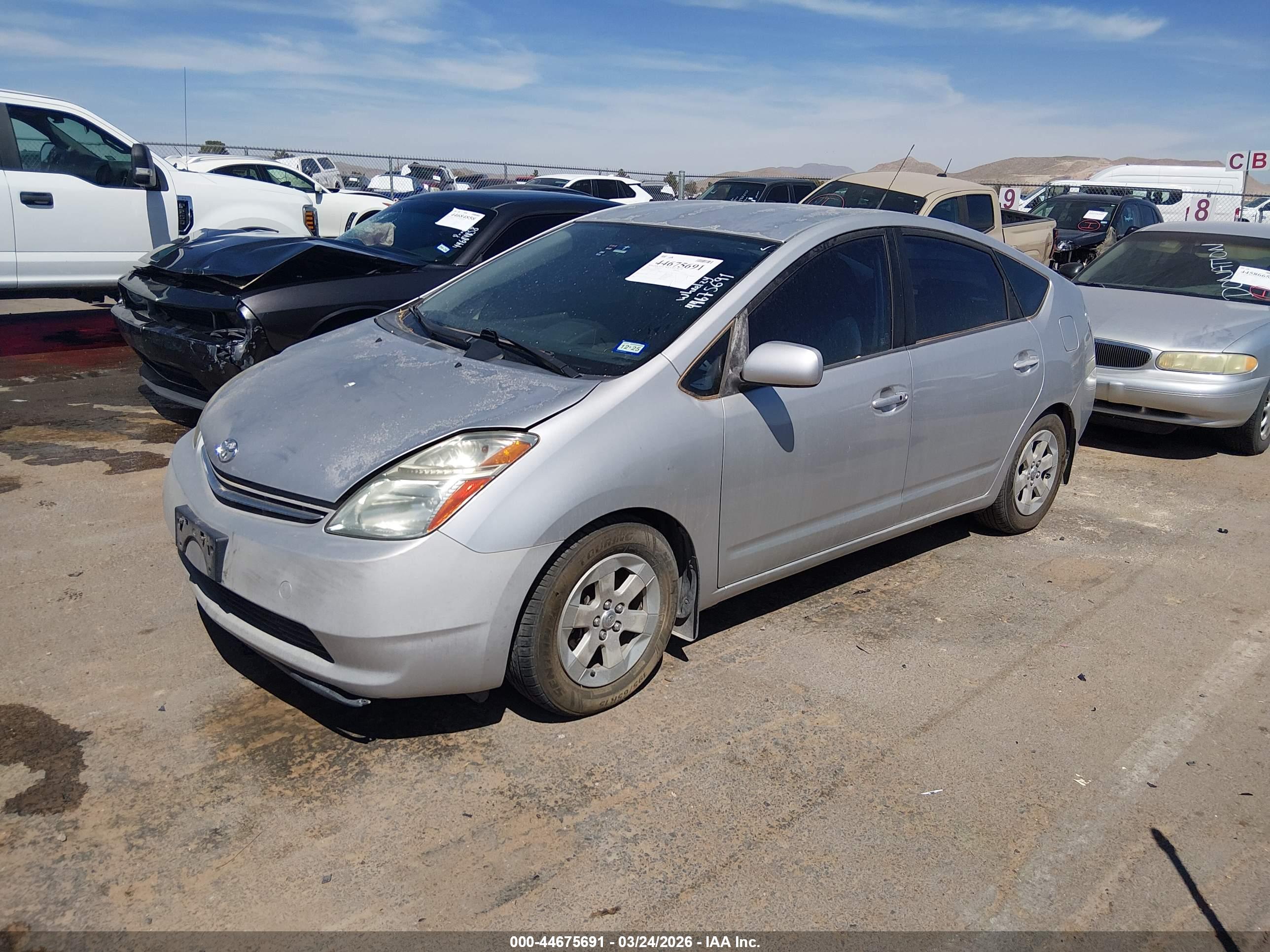 TOYOTA PRIUS image 2