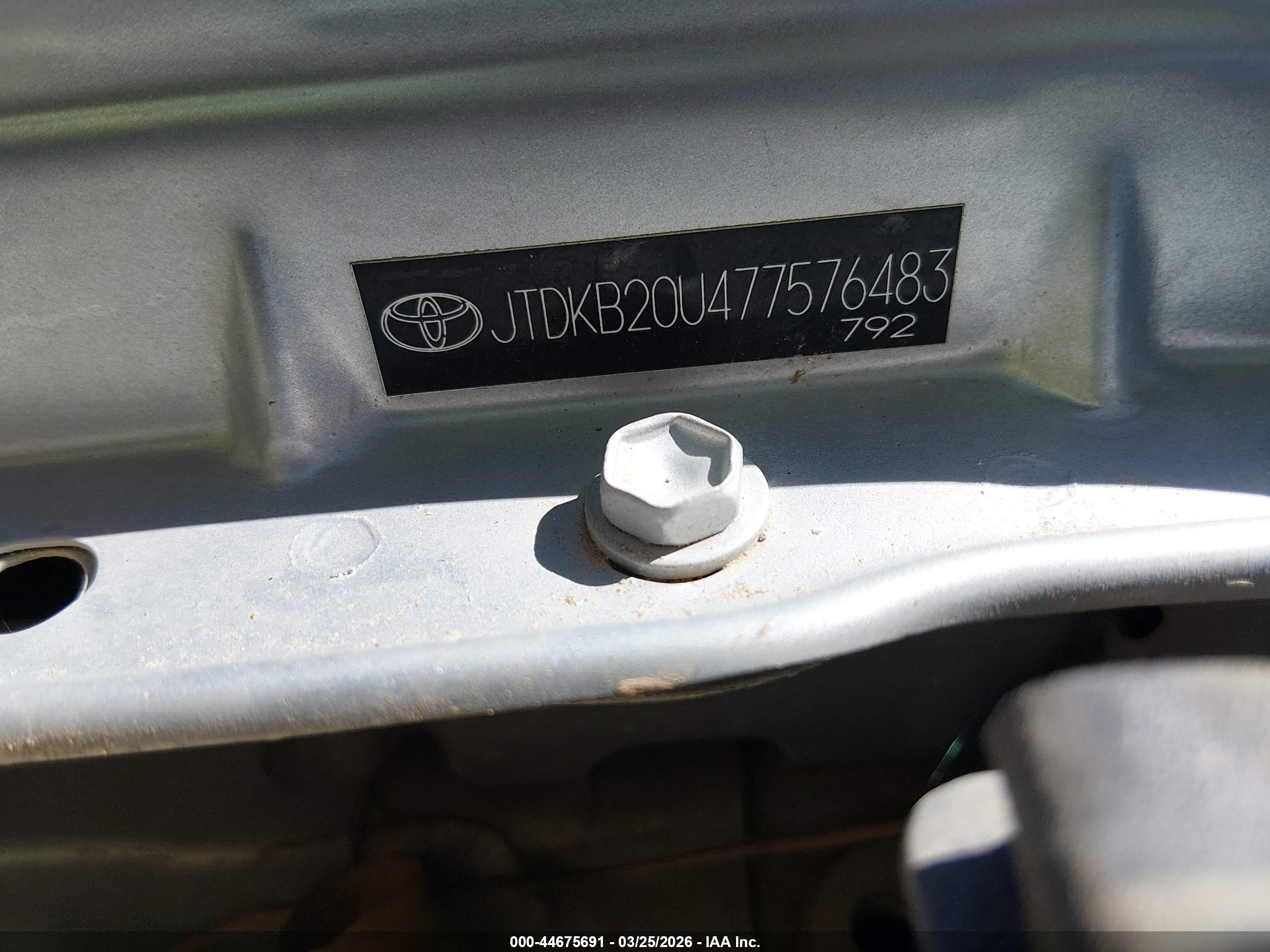 TOYOTA PRIUS image 9