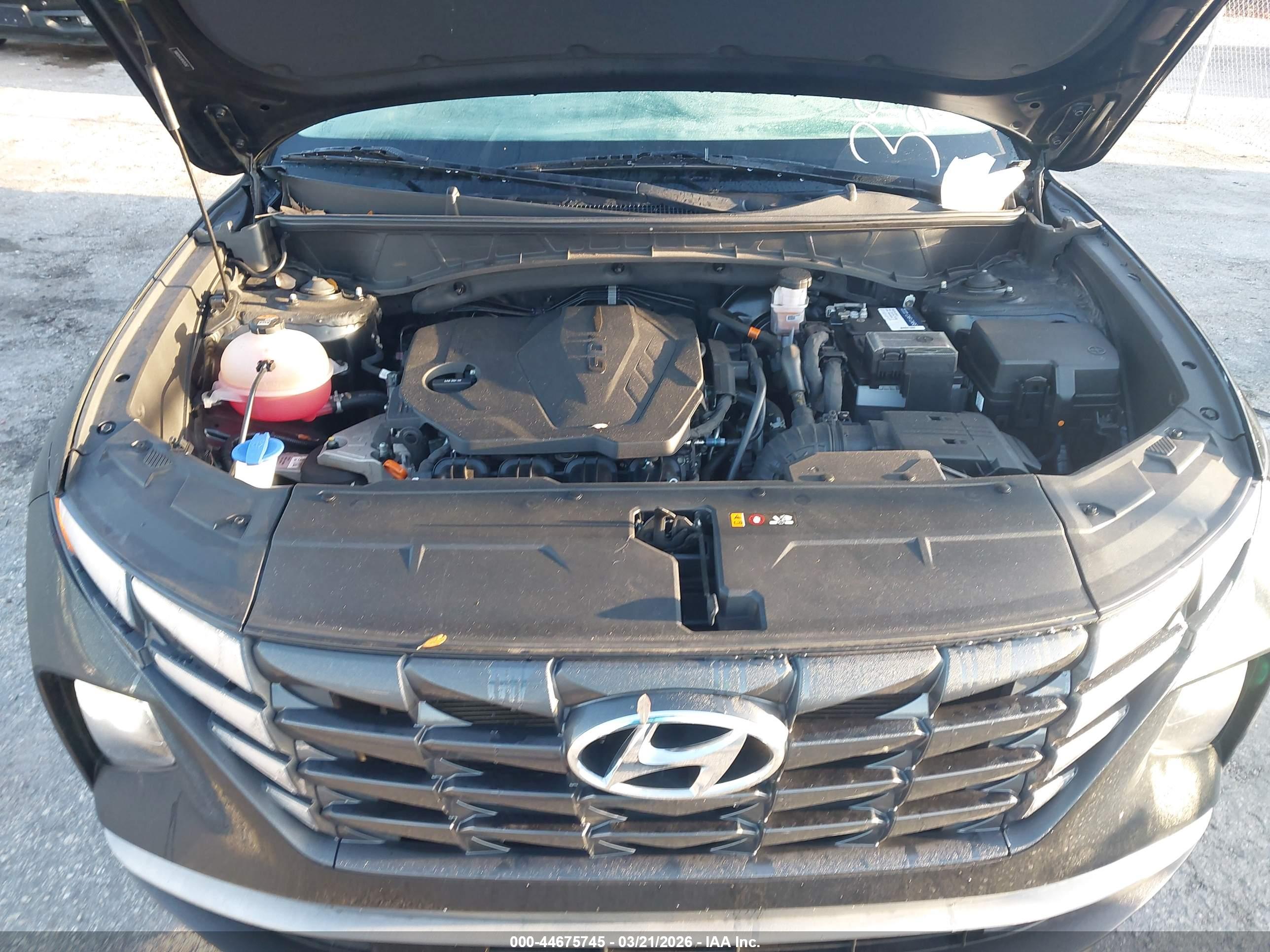 HYUNDAI TUCSON image 10