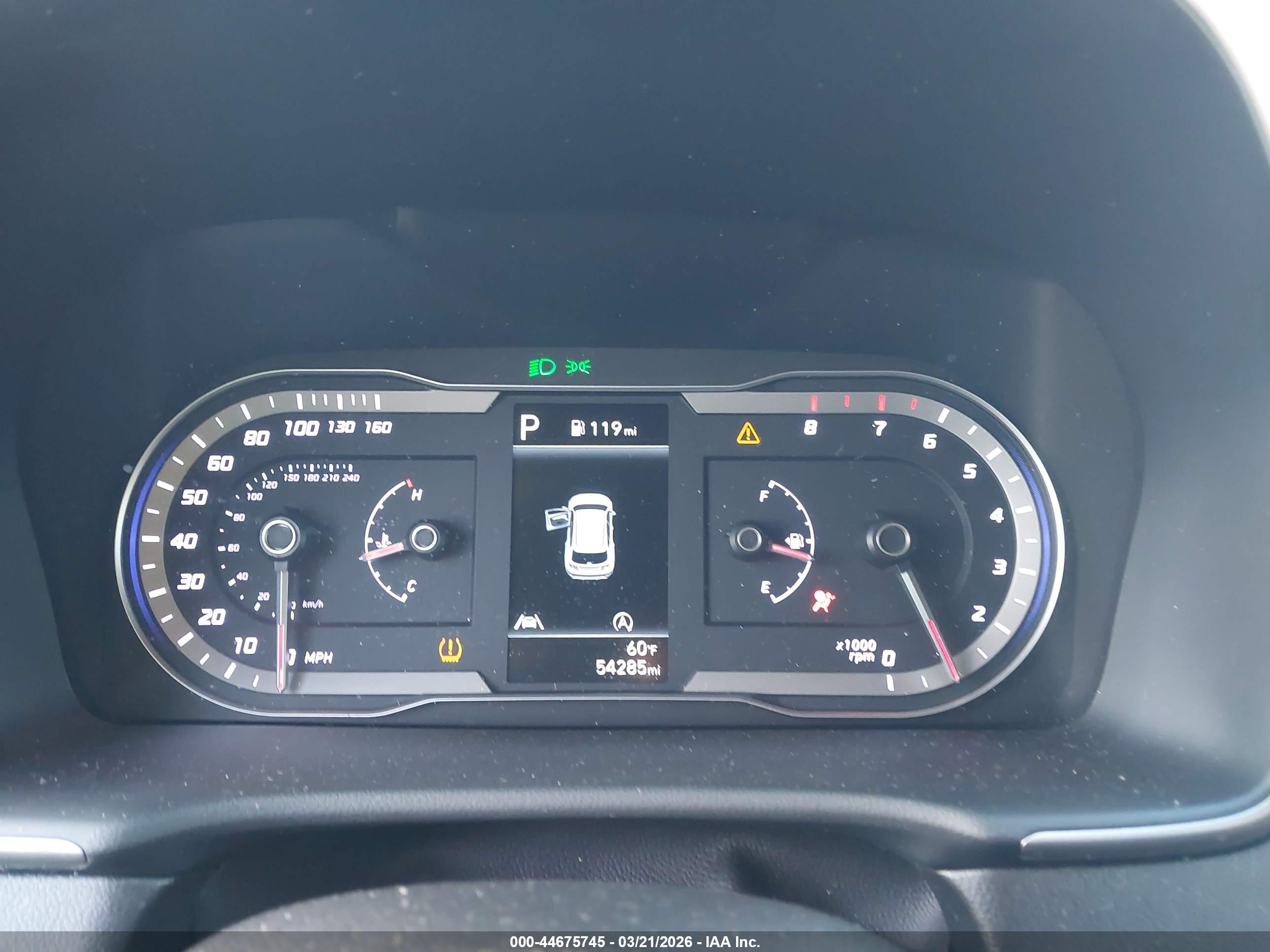 HYUNDAI TUCSON image 7