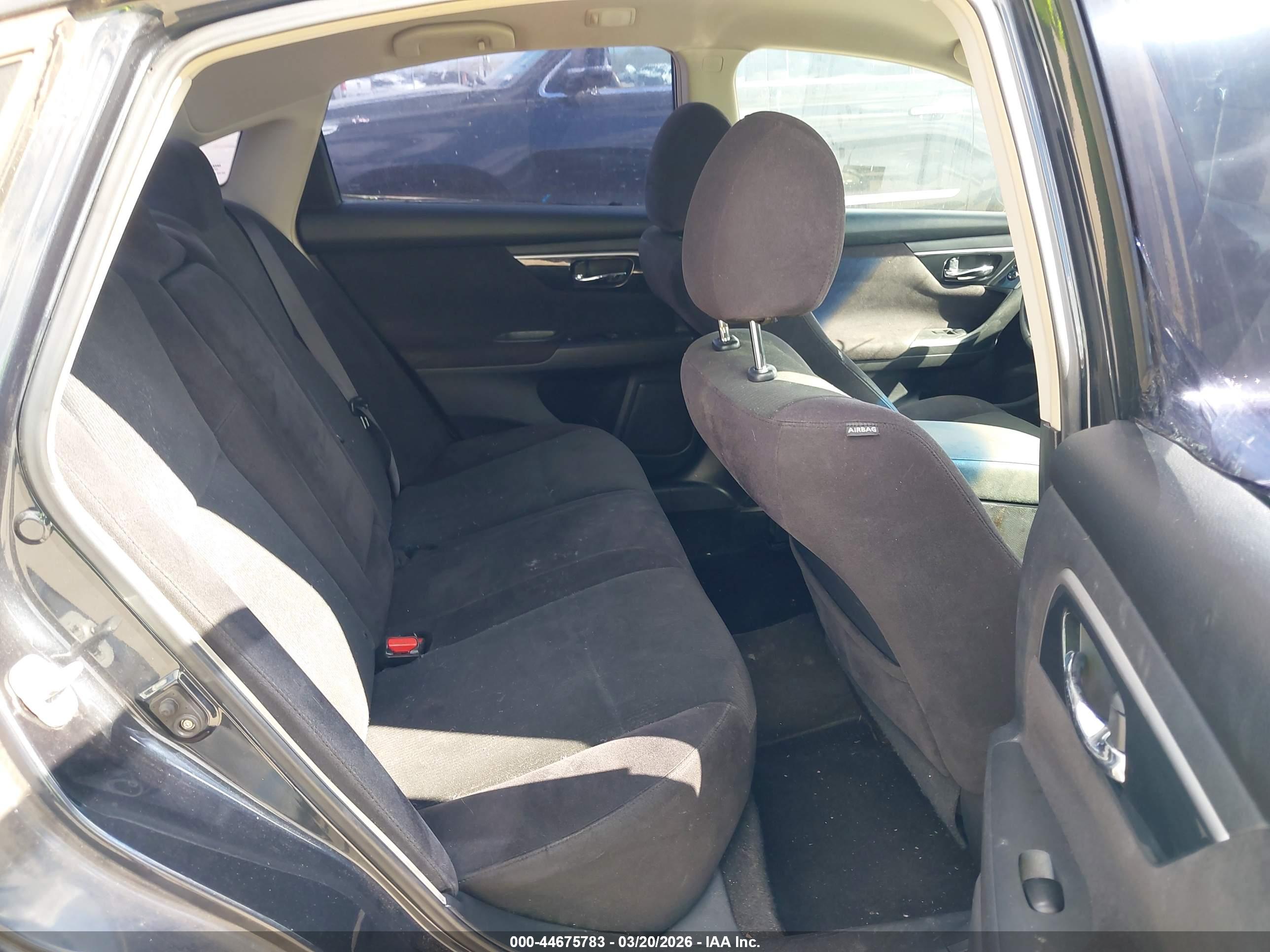 NISSAN ALTIMA image 8