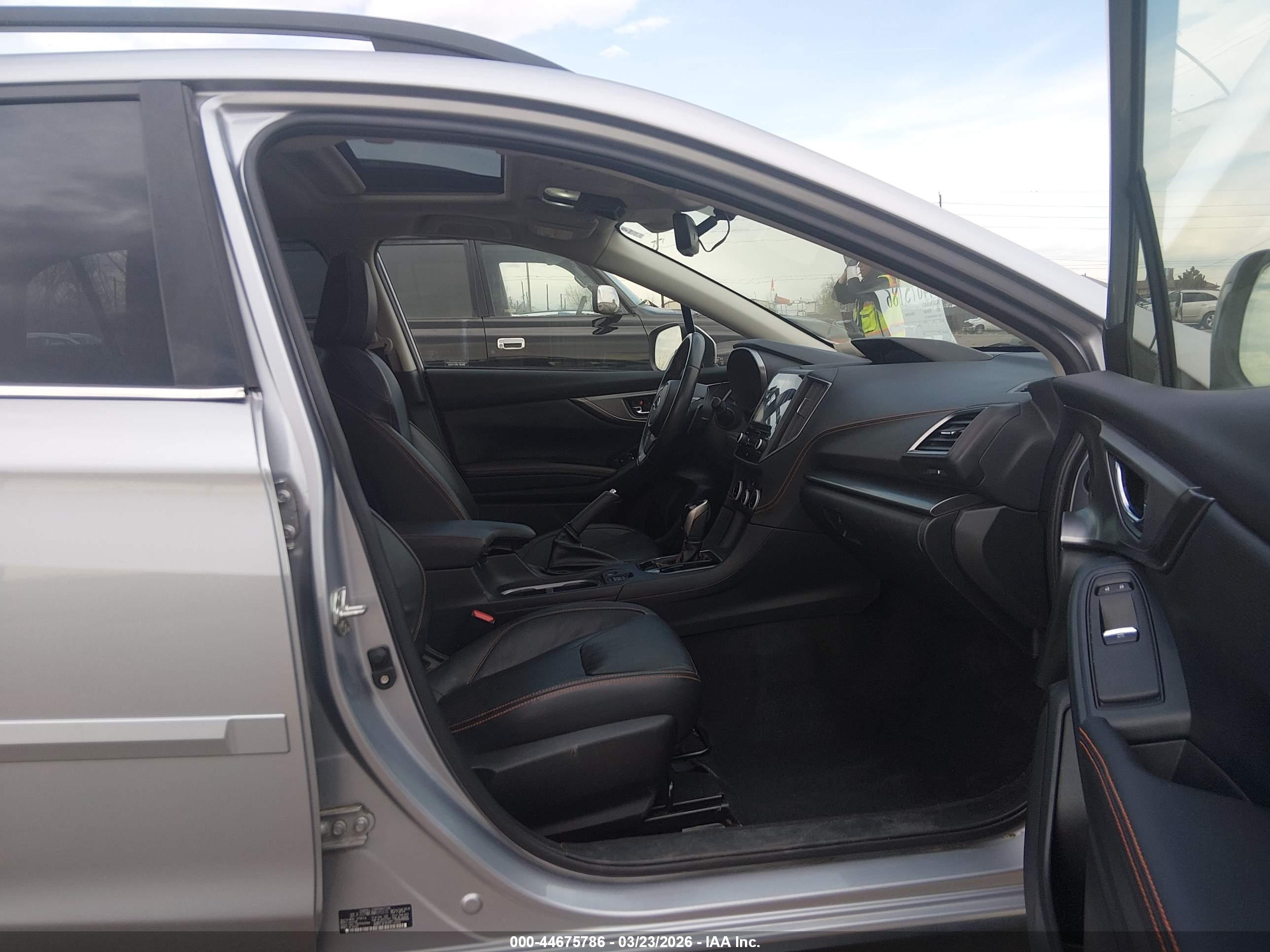 SUBARU CROSSTREK image 5