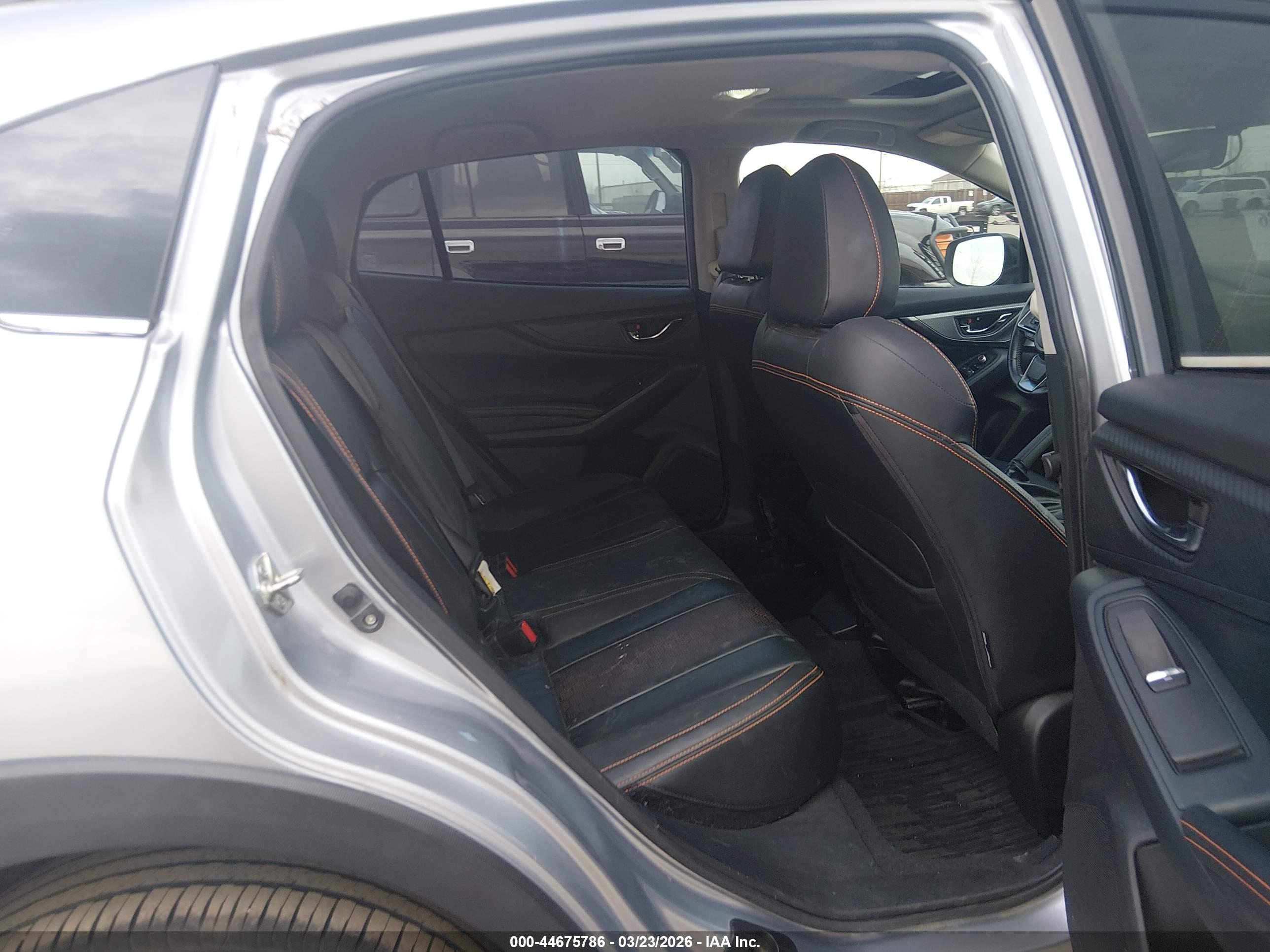 SUBARU CROSSTREK image 8