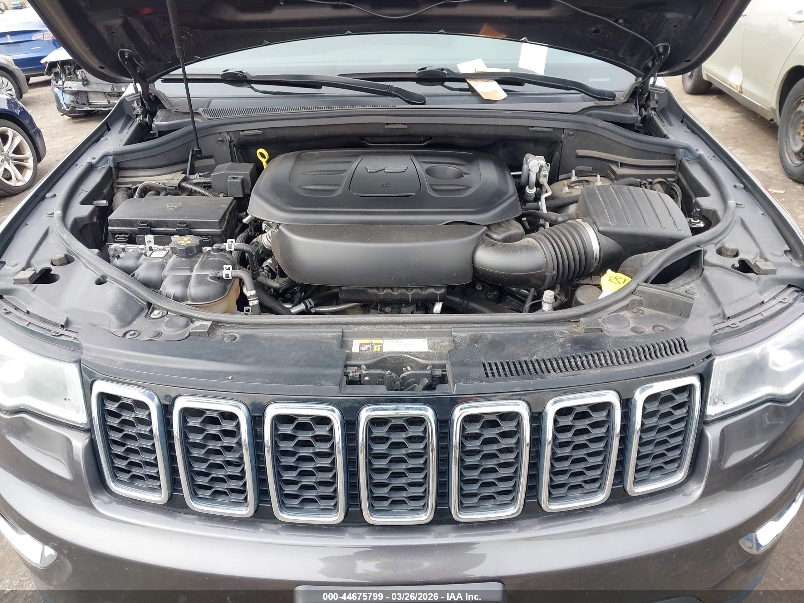 JEEP GRAND image 10