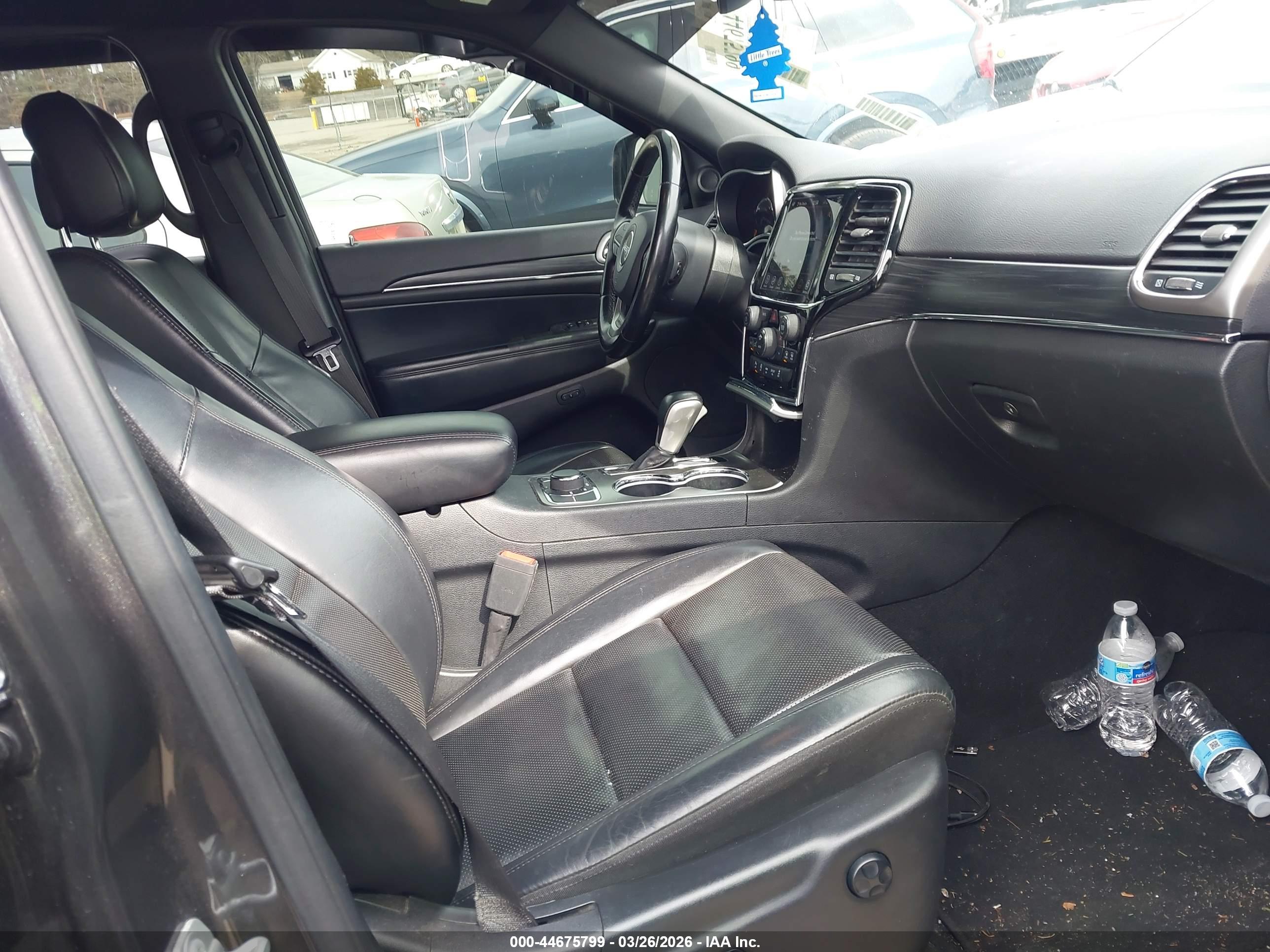 JEEP GRAND image 5