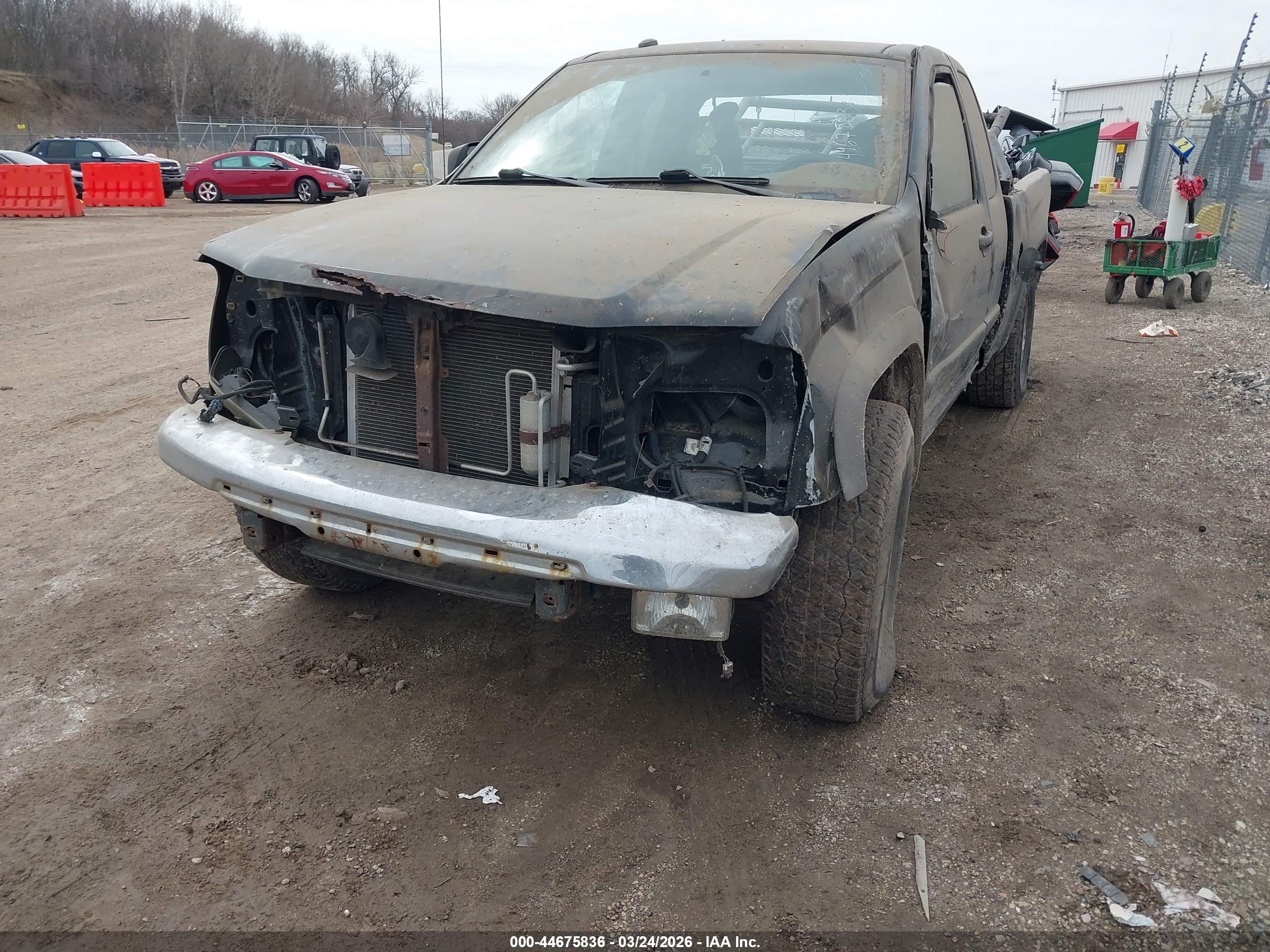 CHEVROLET COLORADO image 6
