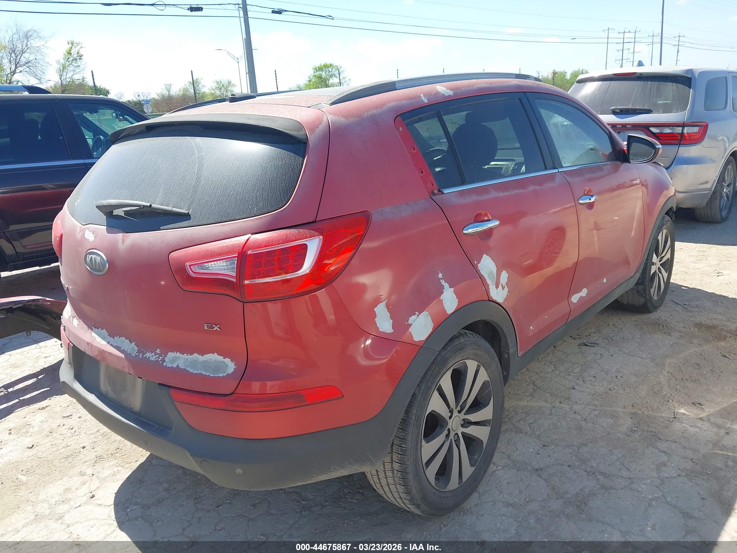 KIA SPORTAGE image 4