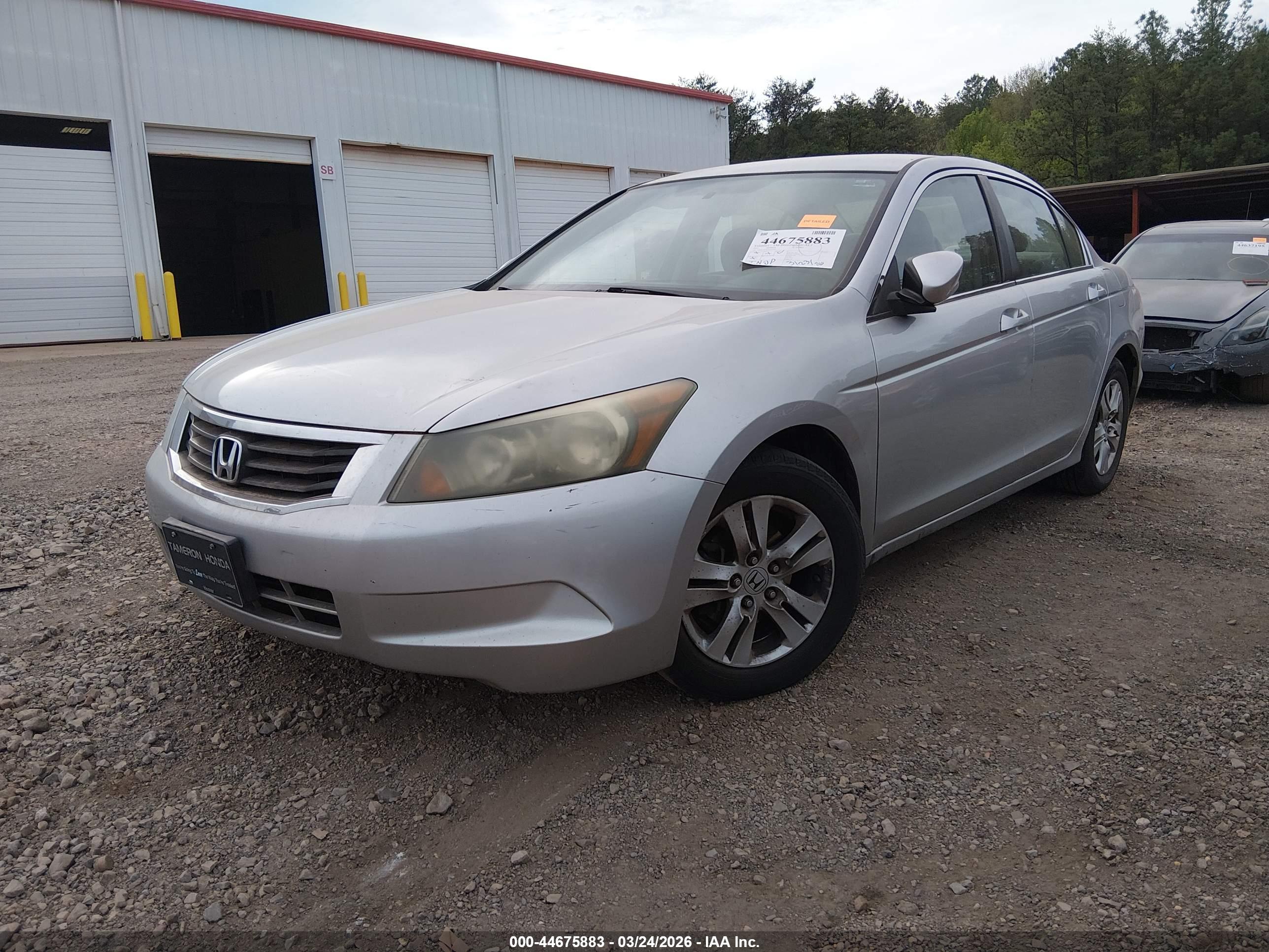 HONDA ACCORD image 2