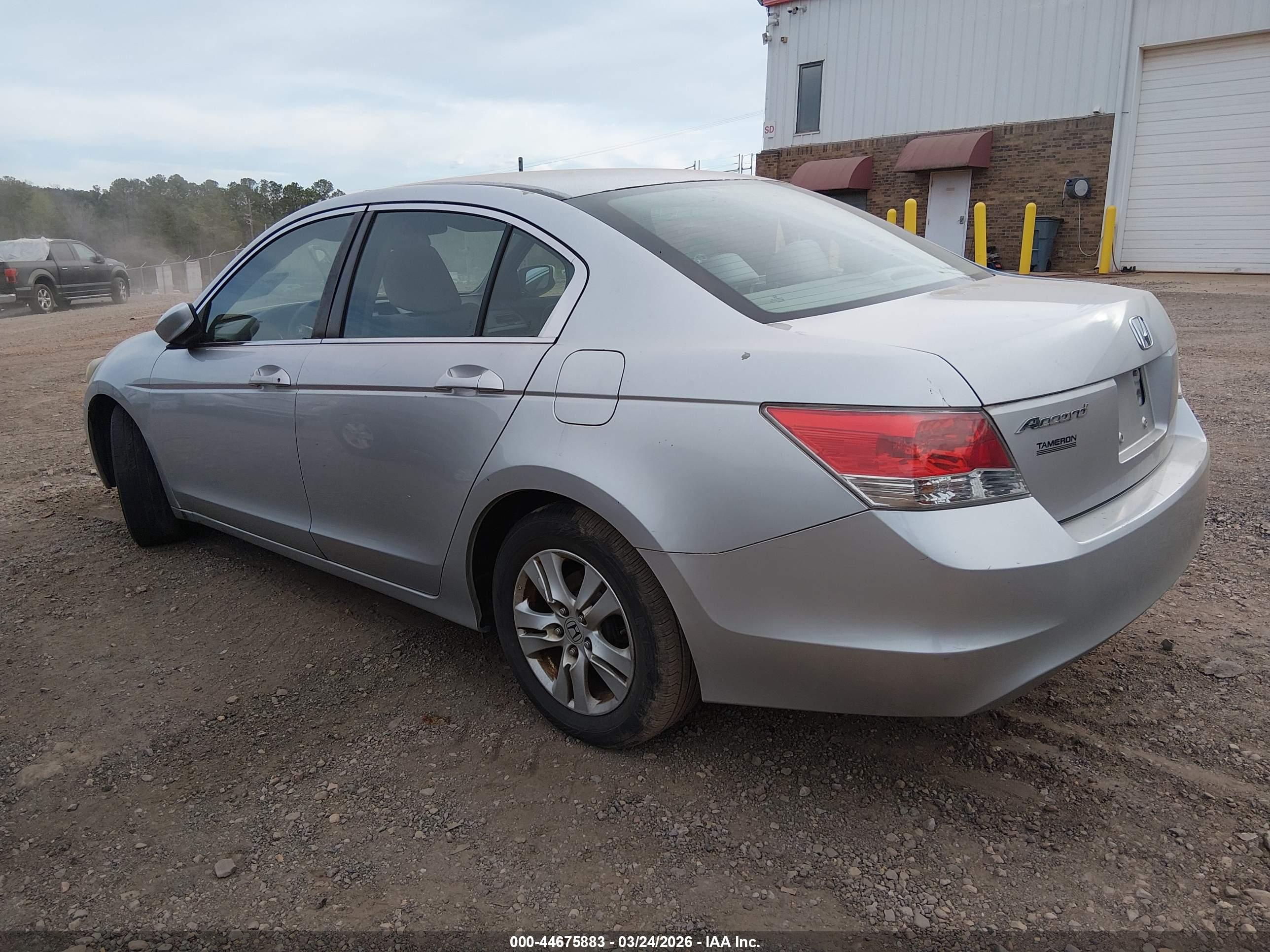 HONDA ACCORD image 3