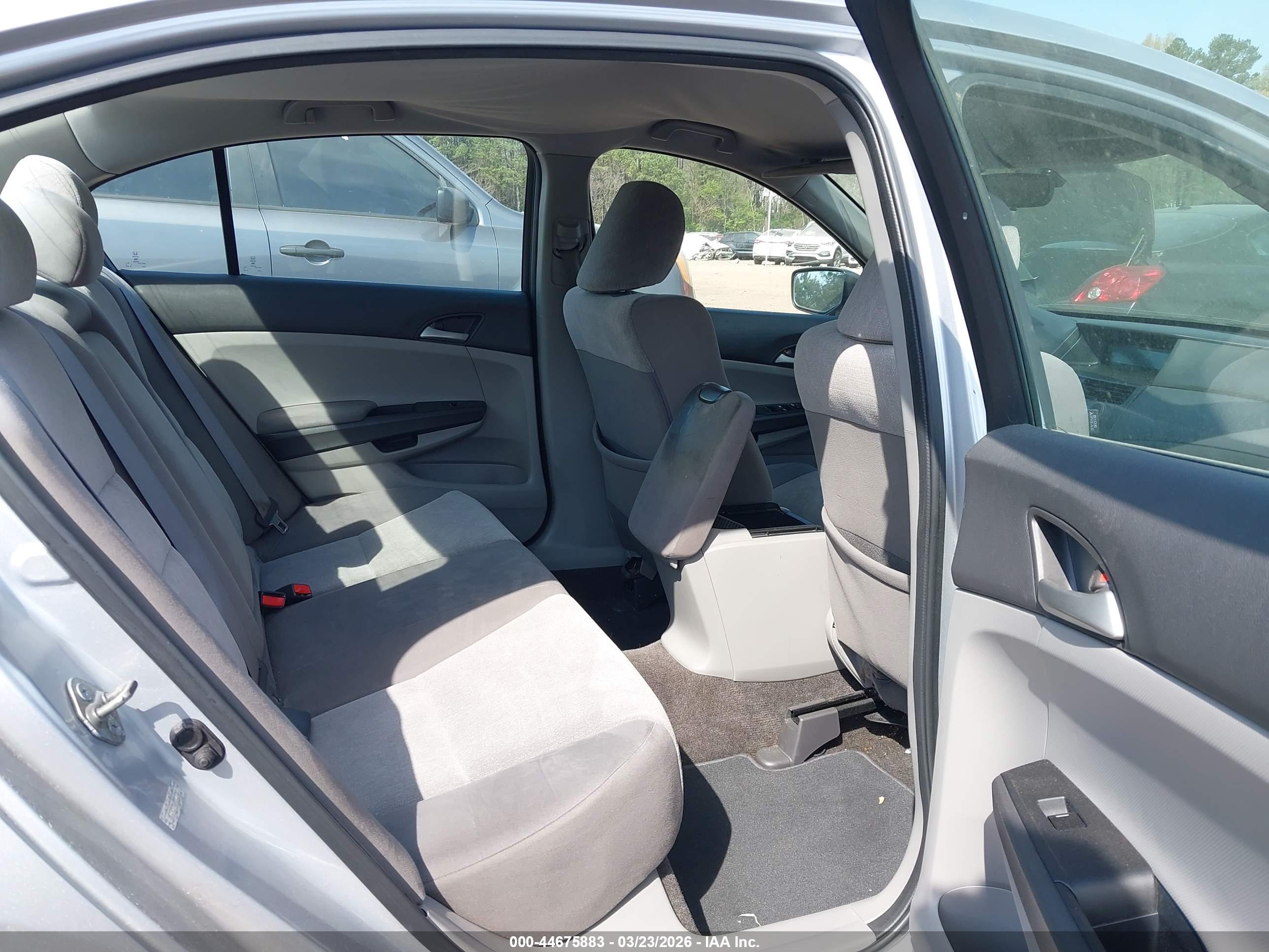 HONDA ACCORD image 8