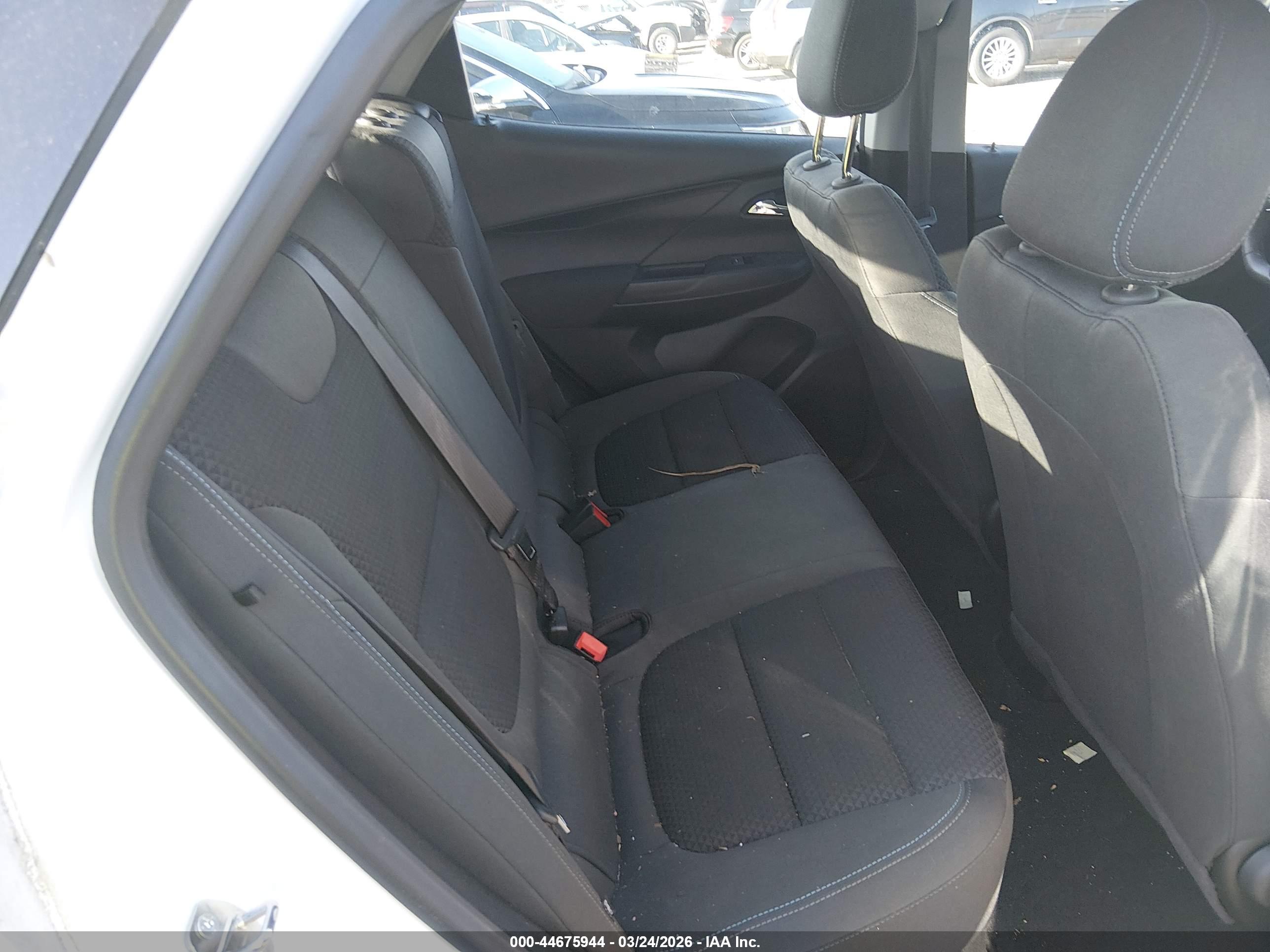 CHEVROLET BOLT image 8