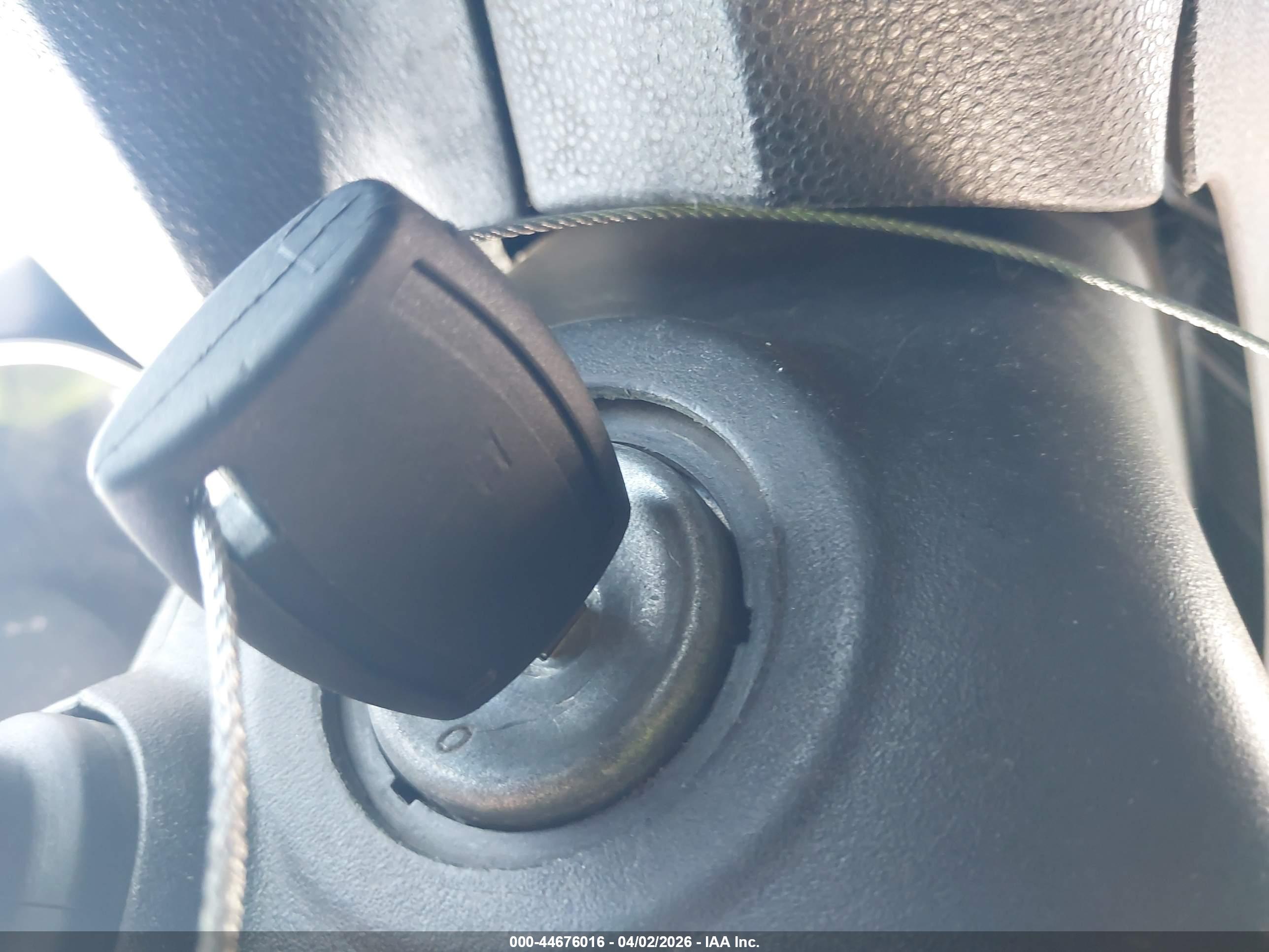 FORD FIESTA image 11