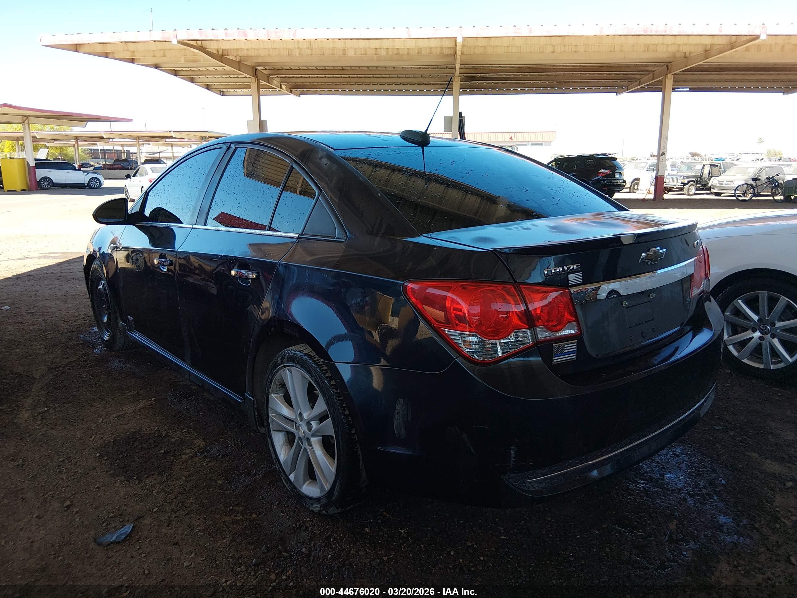 CHEVROLET CRUZE image 3