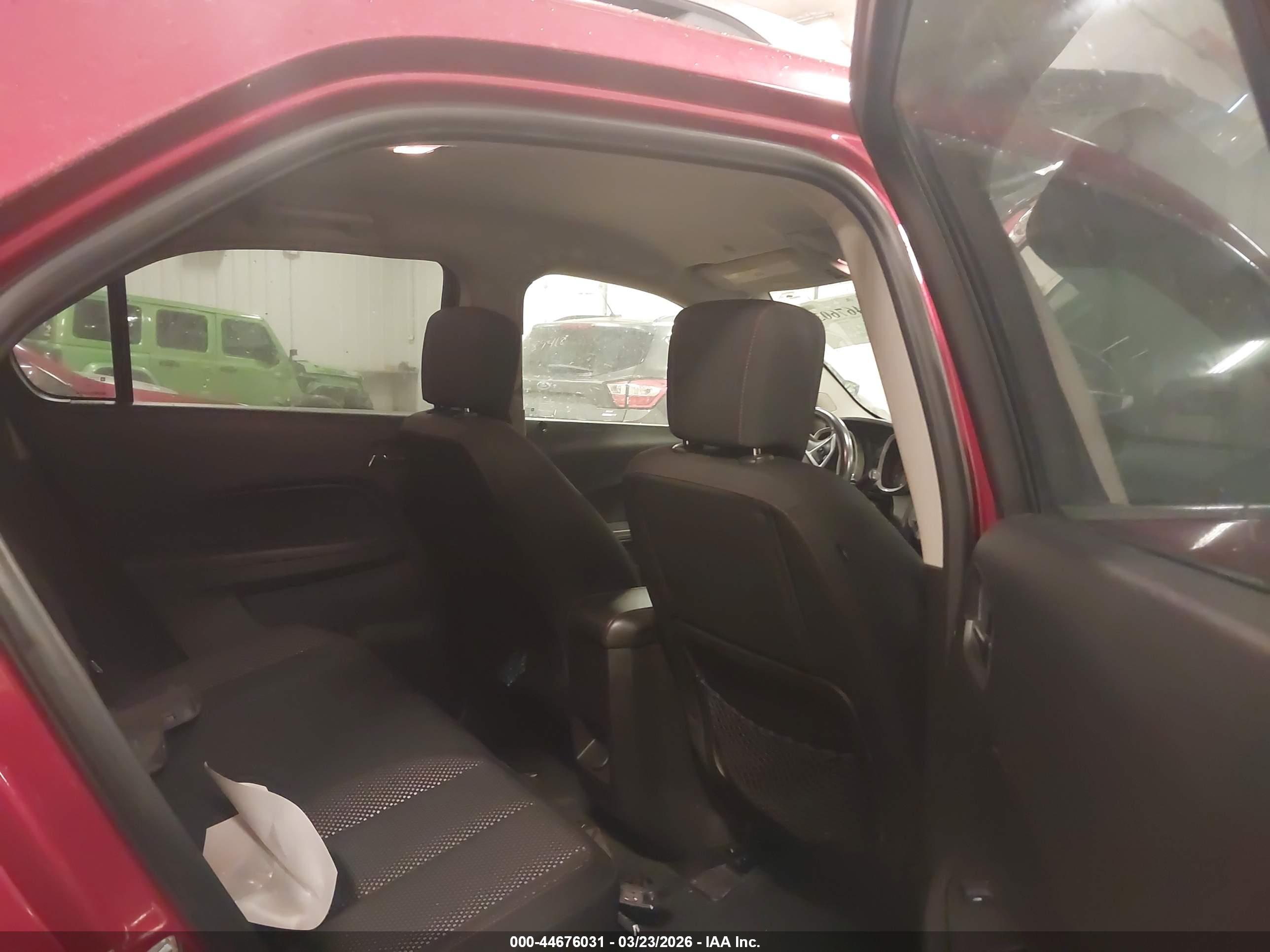 CHEVROLET EQUINOX image 8