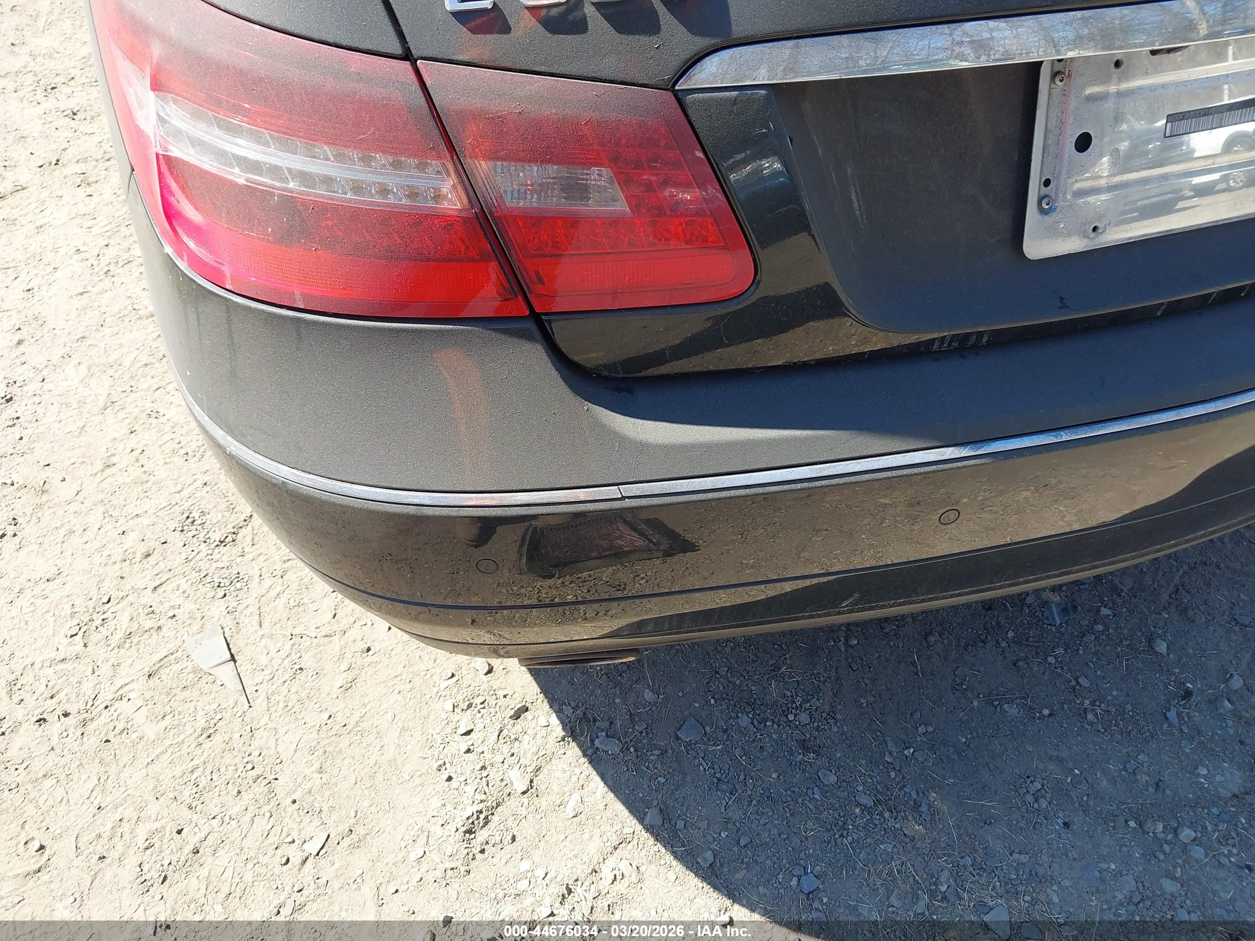 MERCEDES-BENZ E image 6