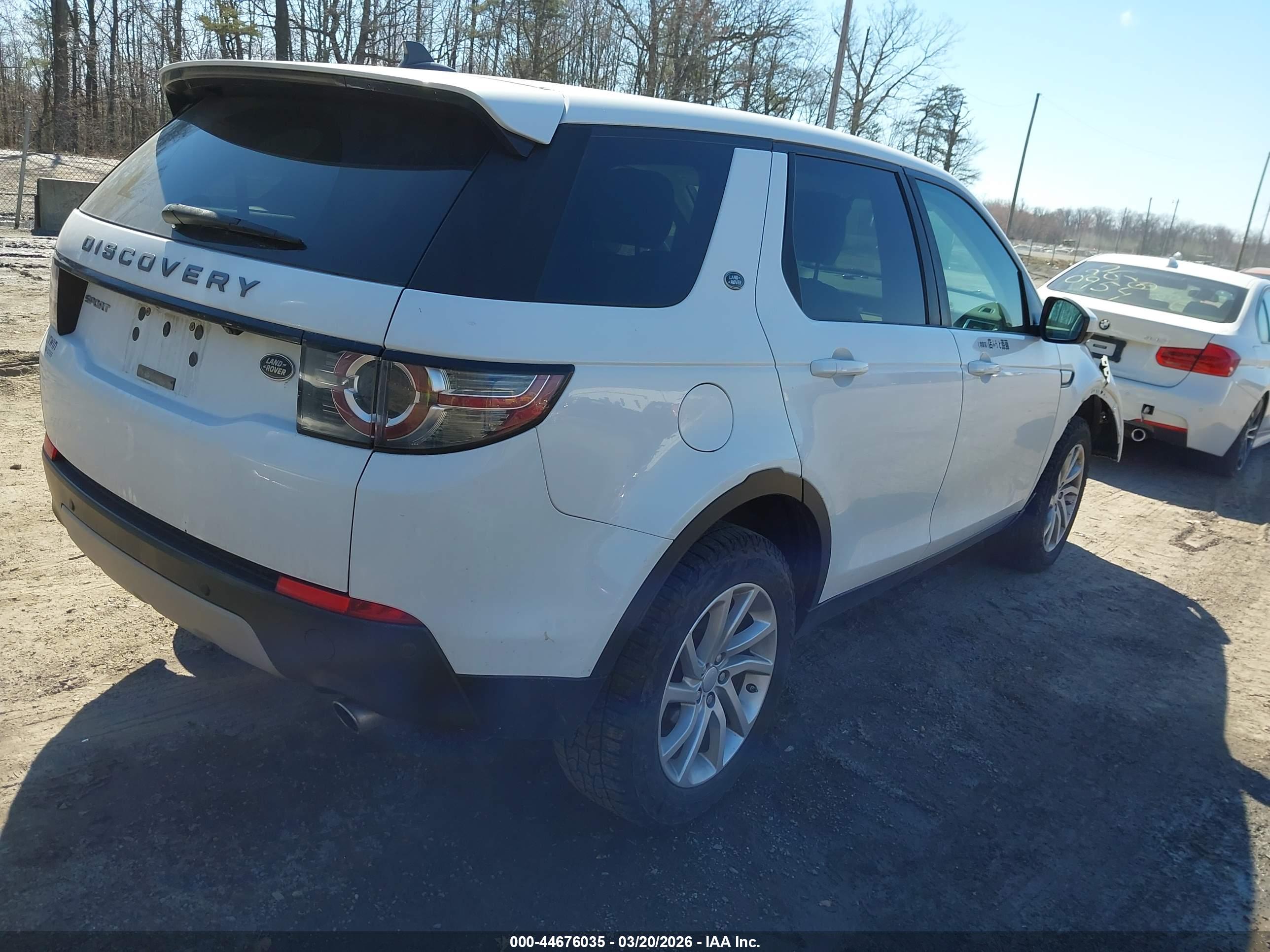 LAND ROVER image 4