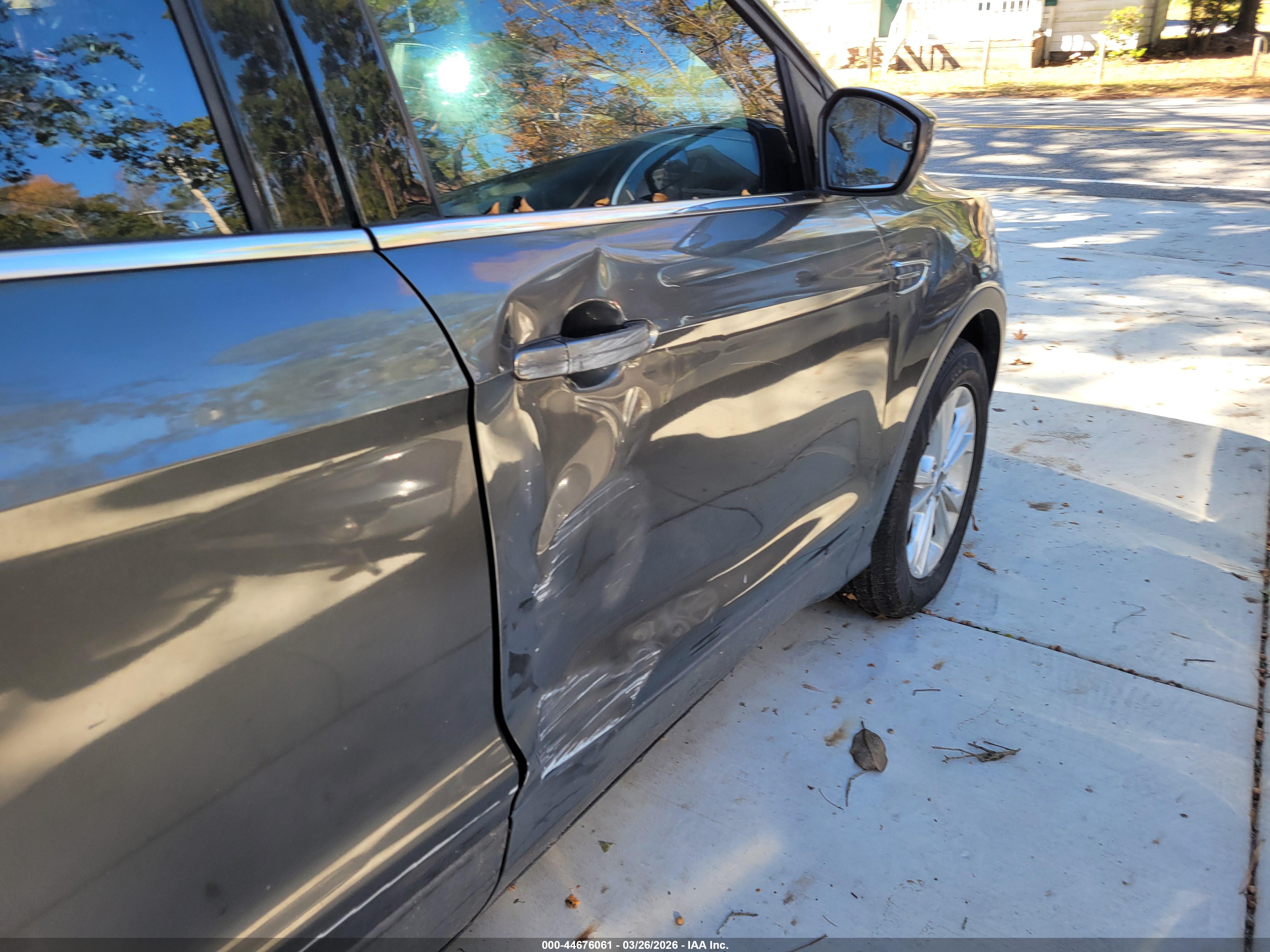 FORD ESCAPE image 6