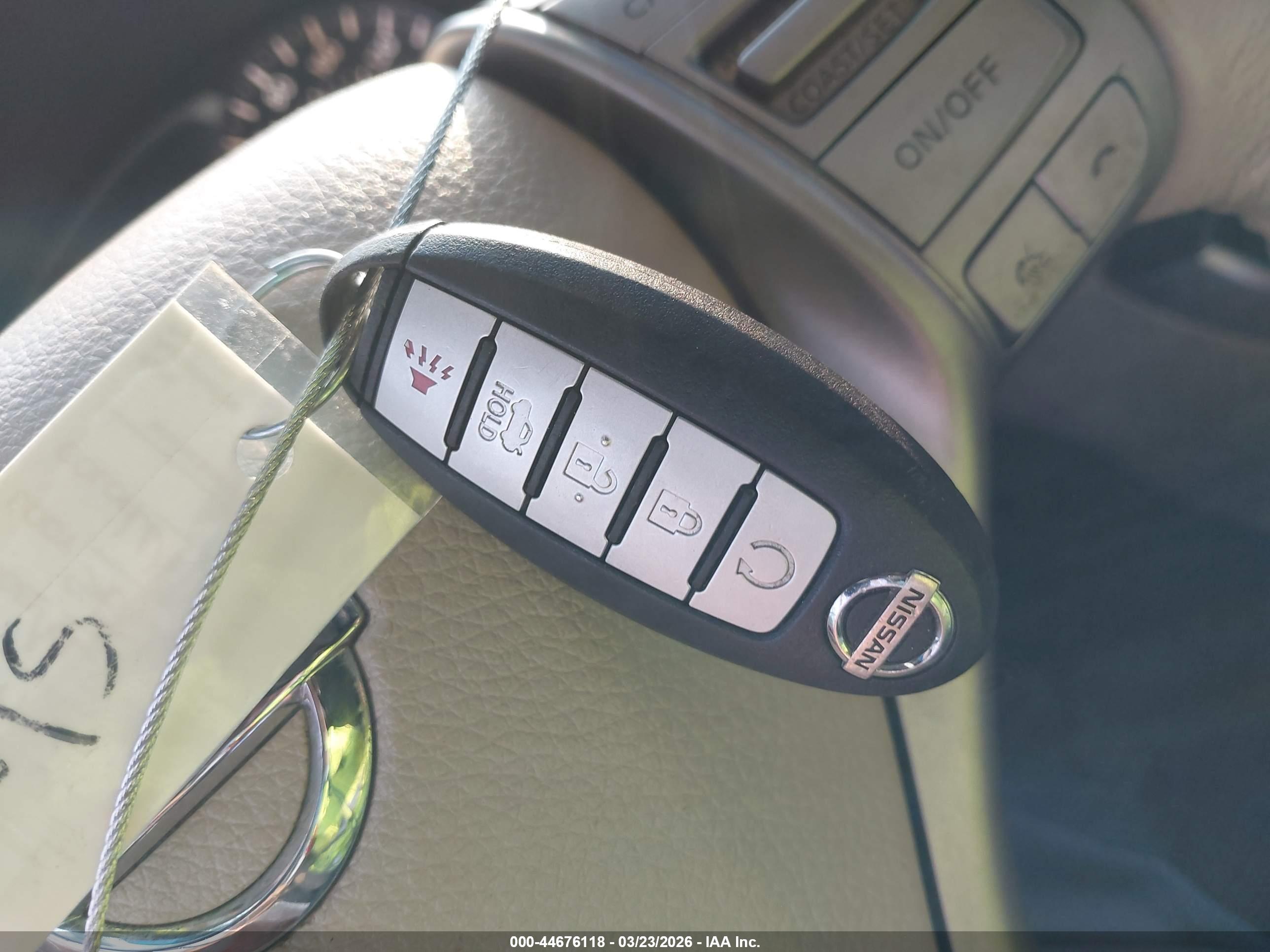 NISSAN ALTIMA image 11