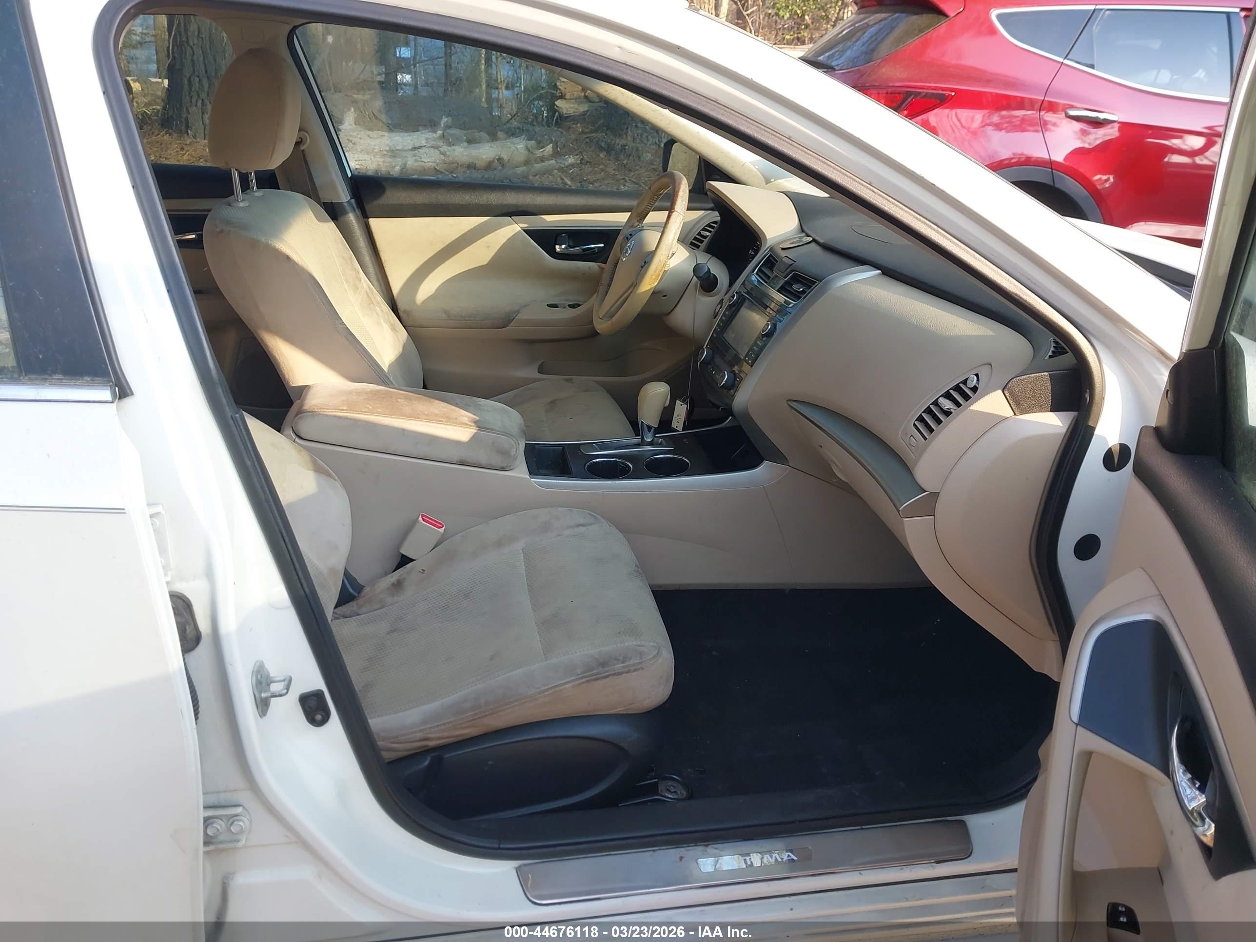 NISSAN ALTIMA image 5