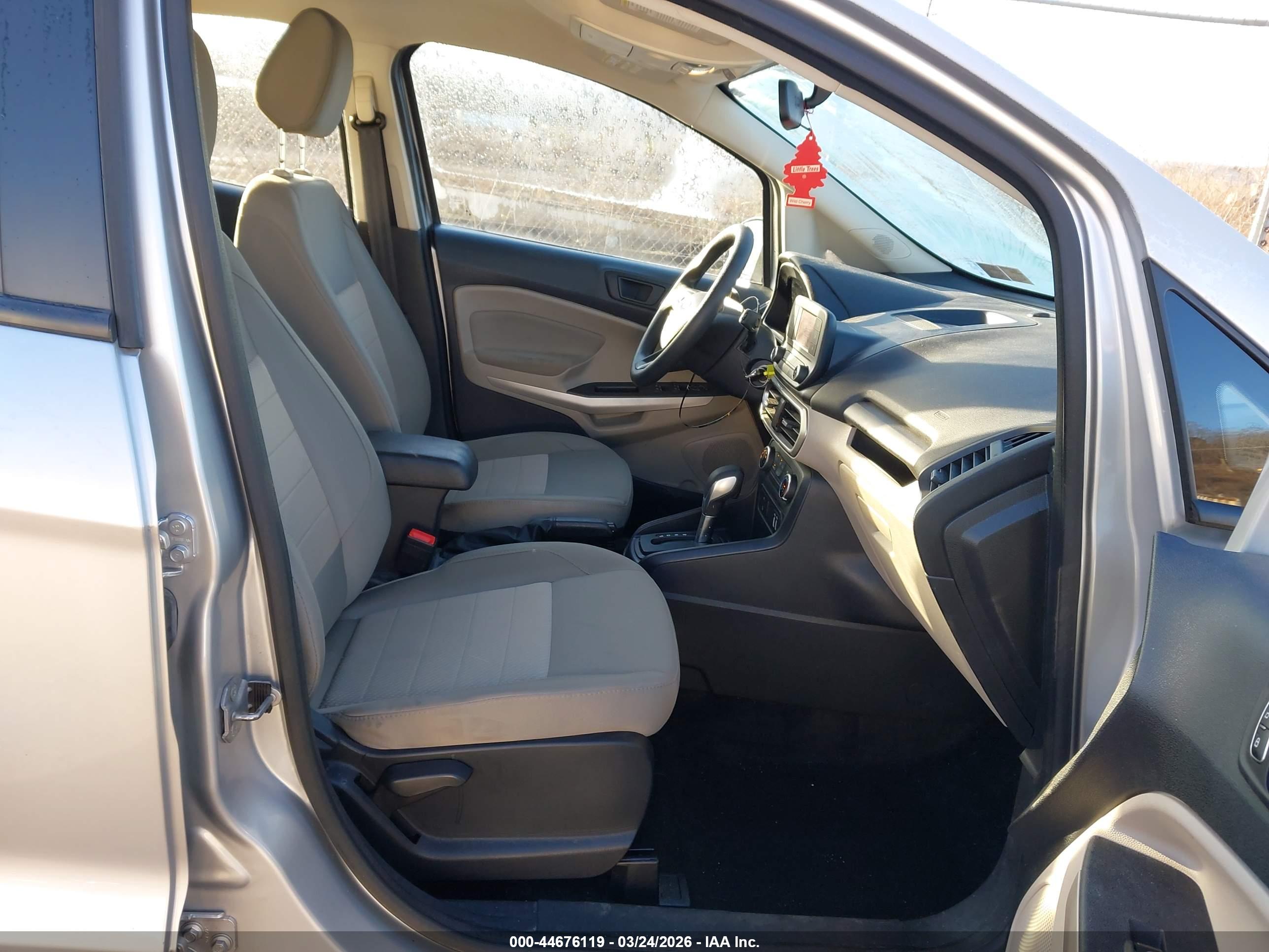 FORD ECOSPORT image 5