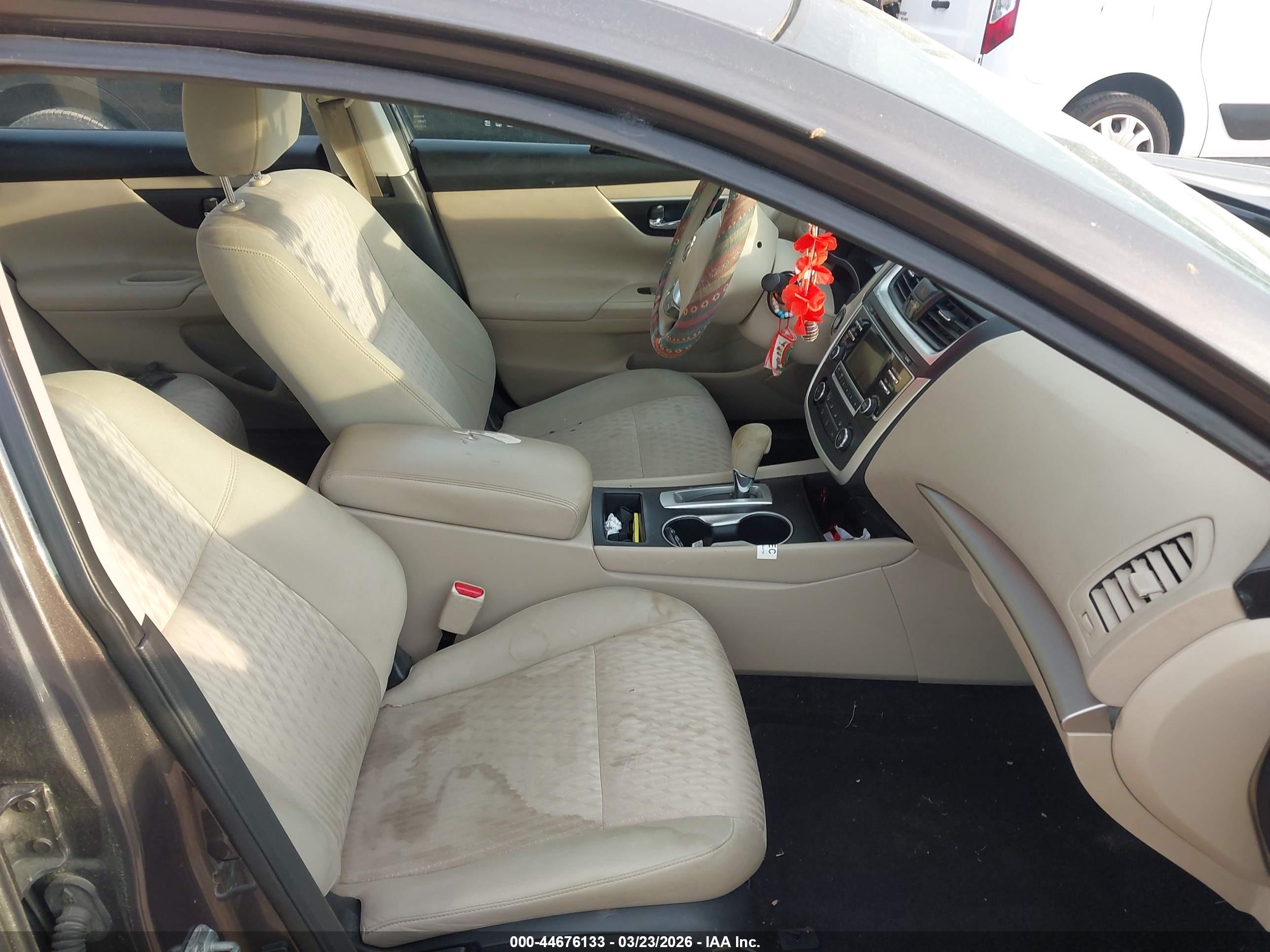 NISSAN ALTIMA image 5