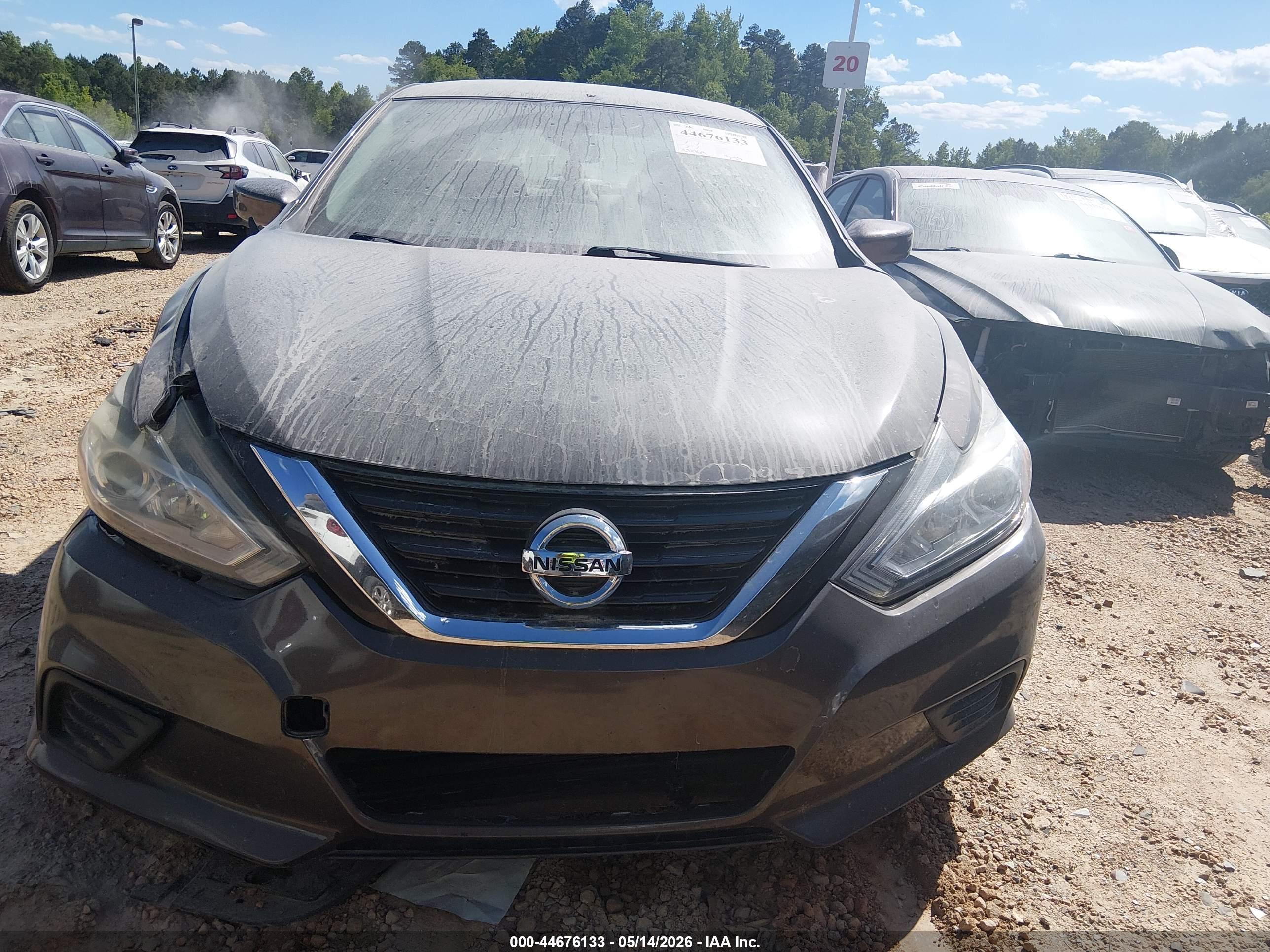 NISSAN ALTIMA image 6