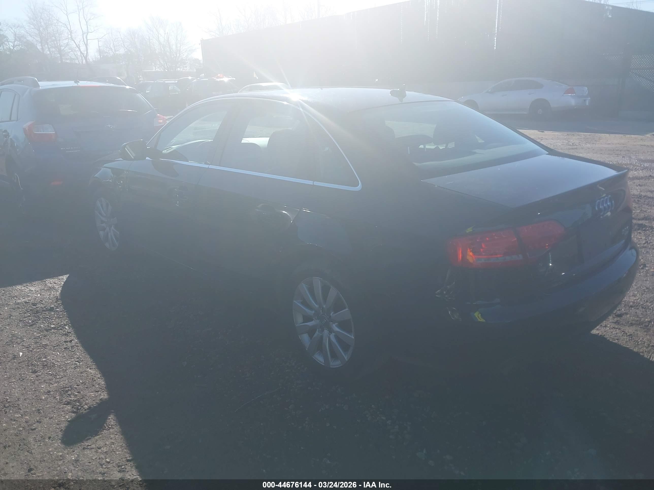 AUDI A4 image 3