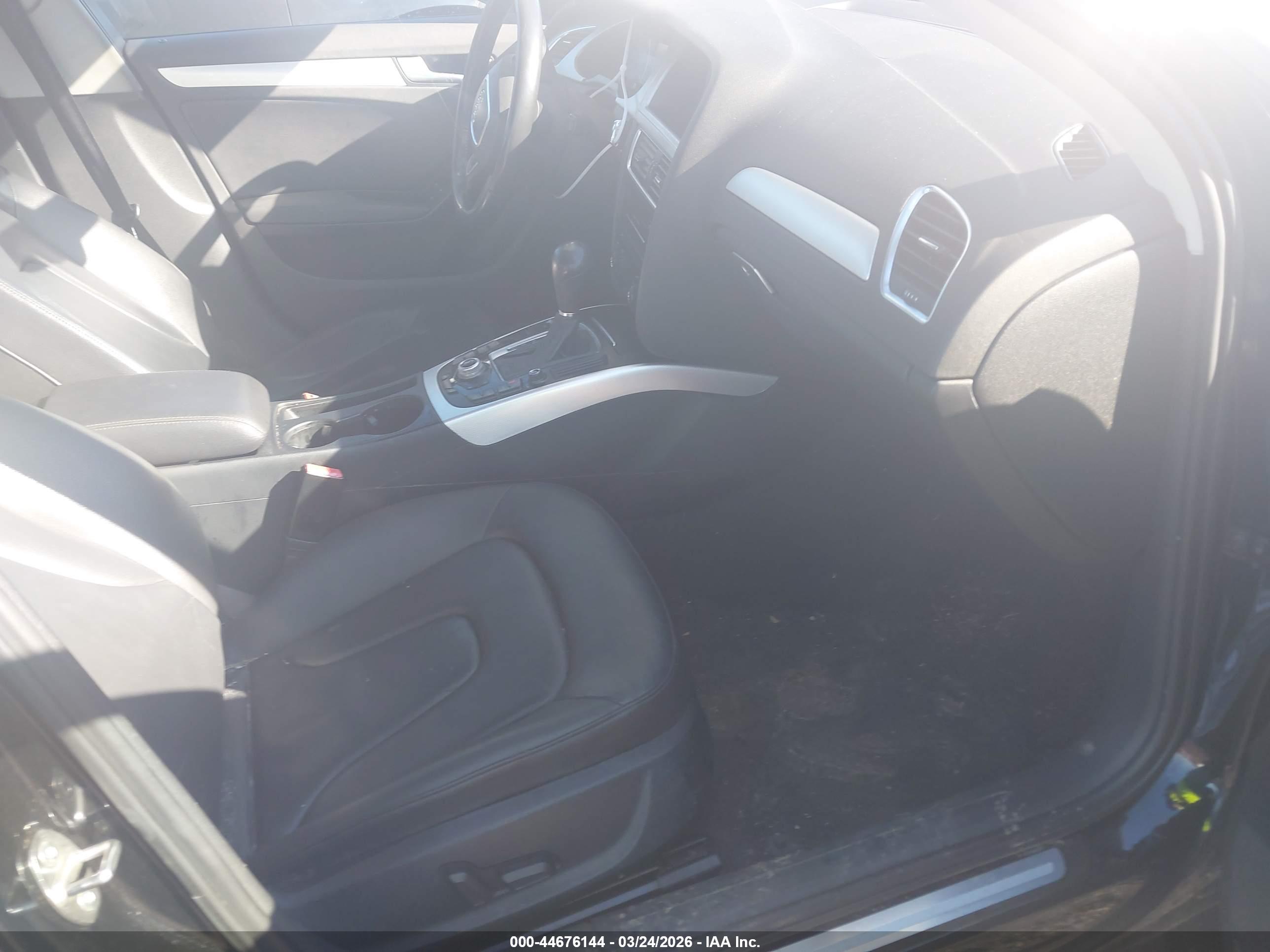 AUDI A4 image 5