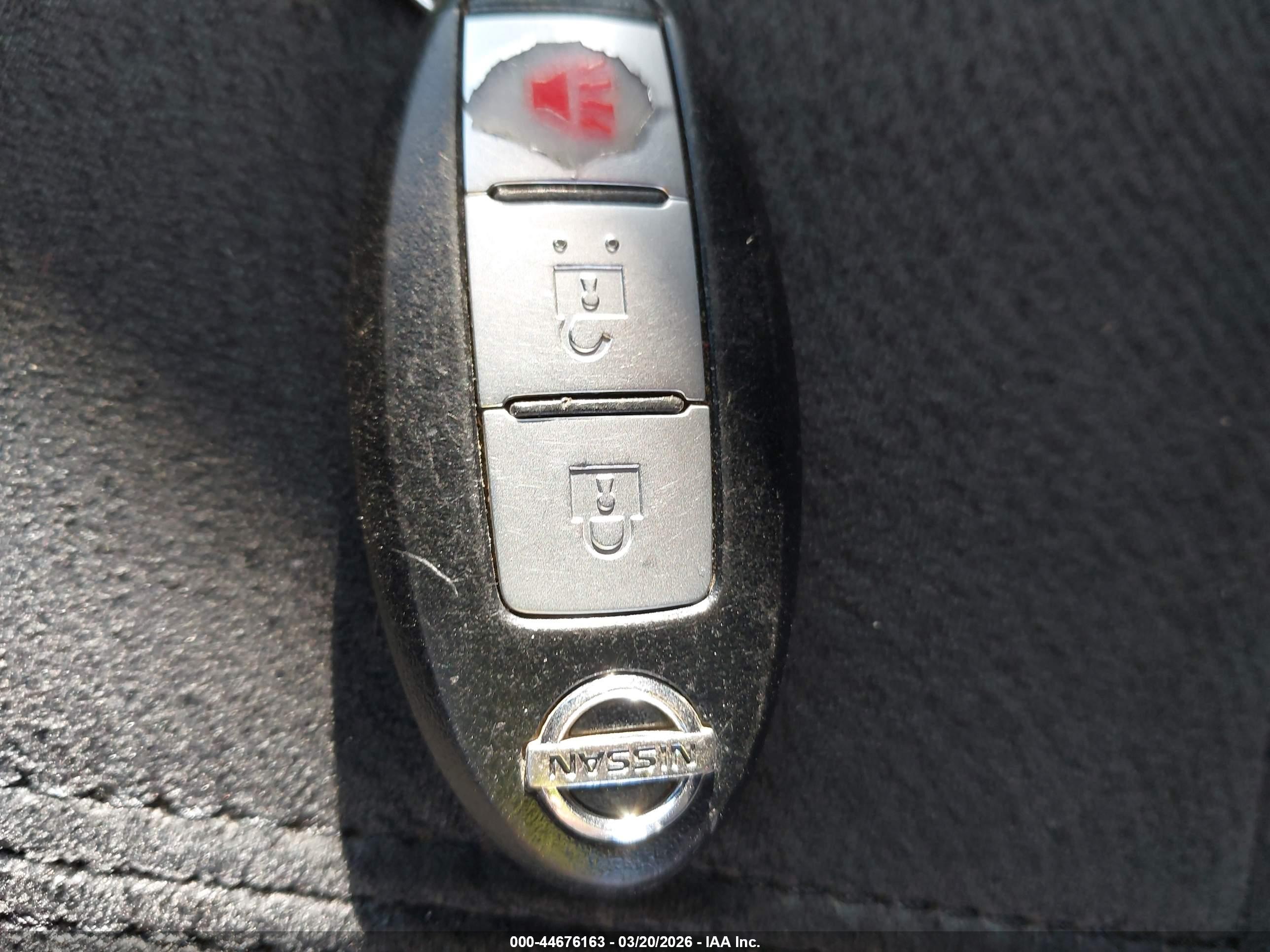 NISSAN MURANO image 11