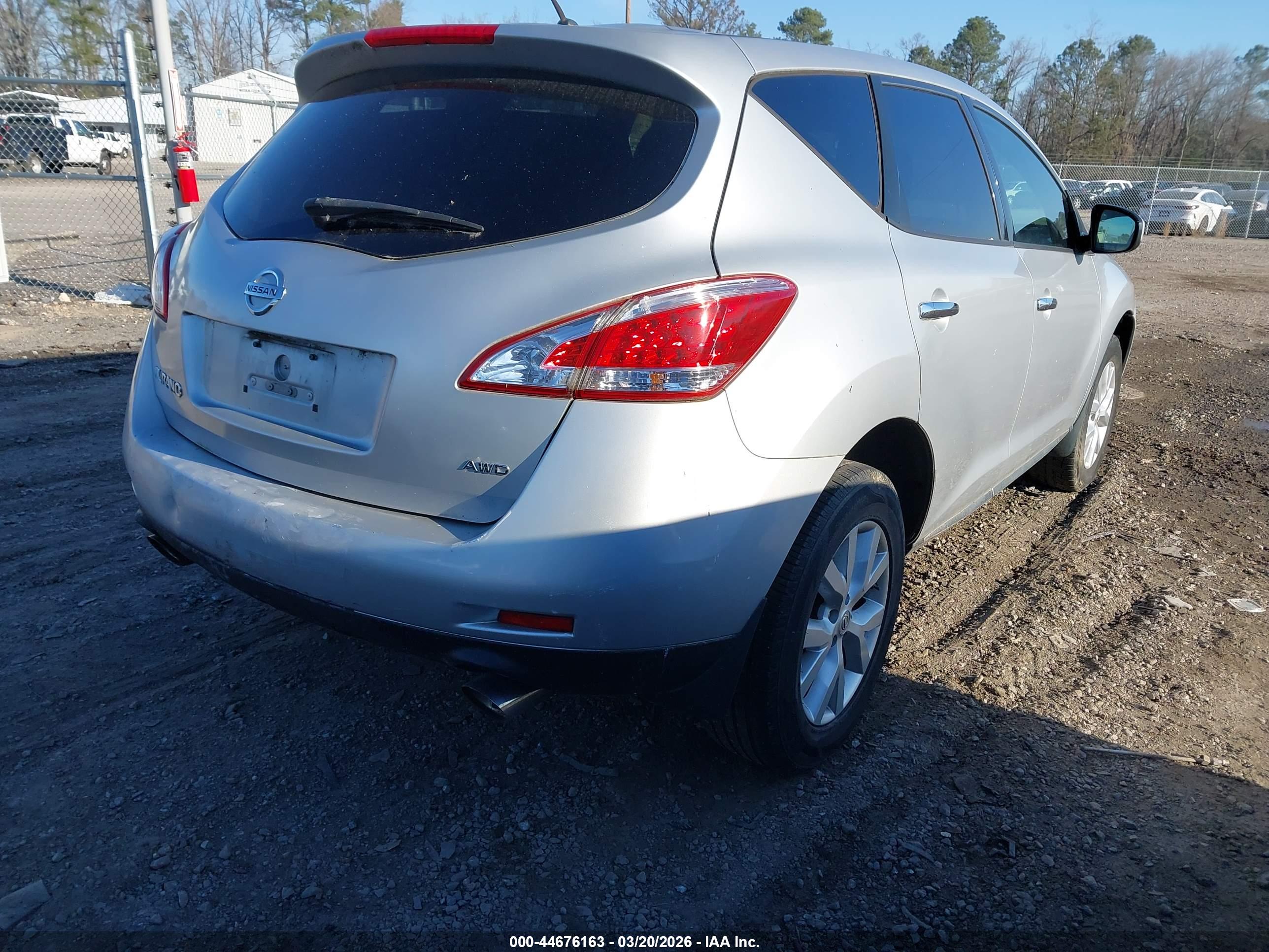 NISSAN MURANO image 4