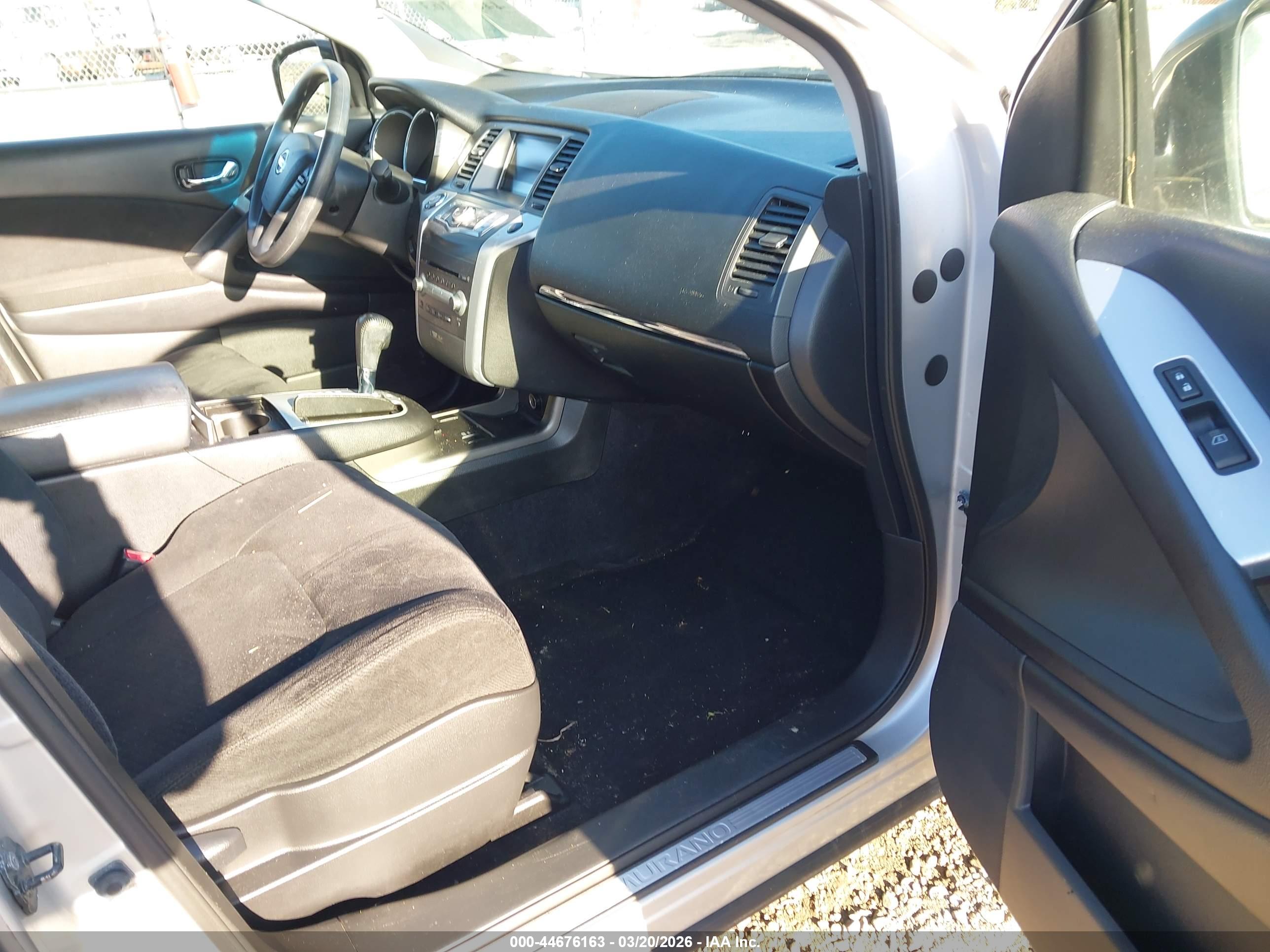 NISSAN MURANO image 5
