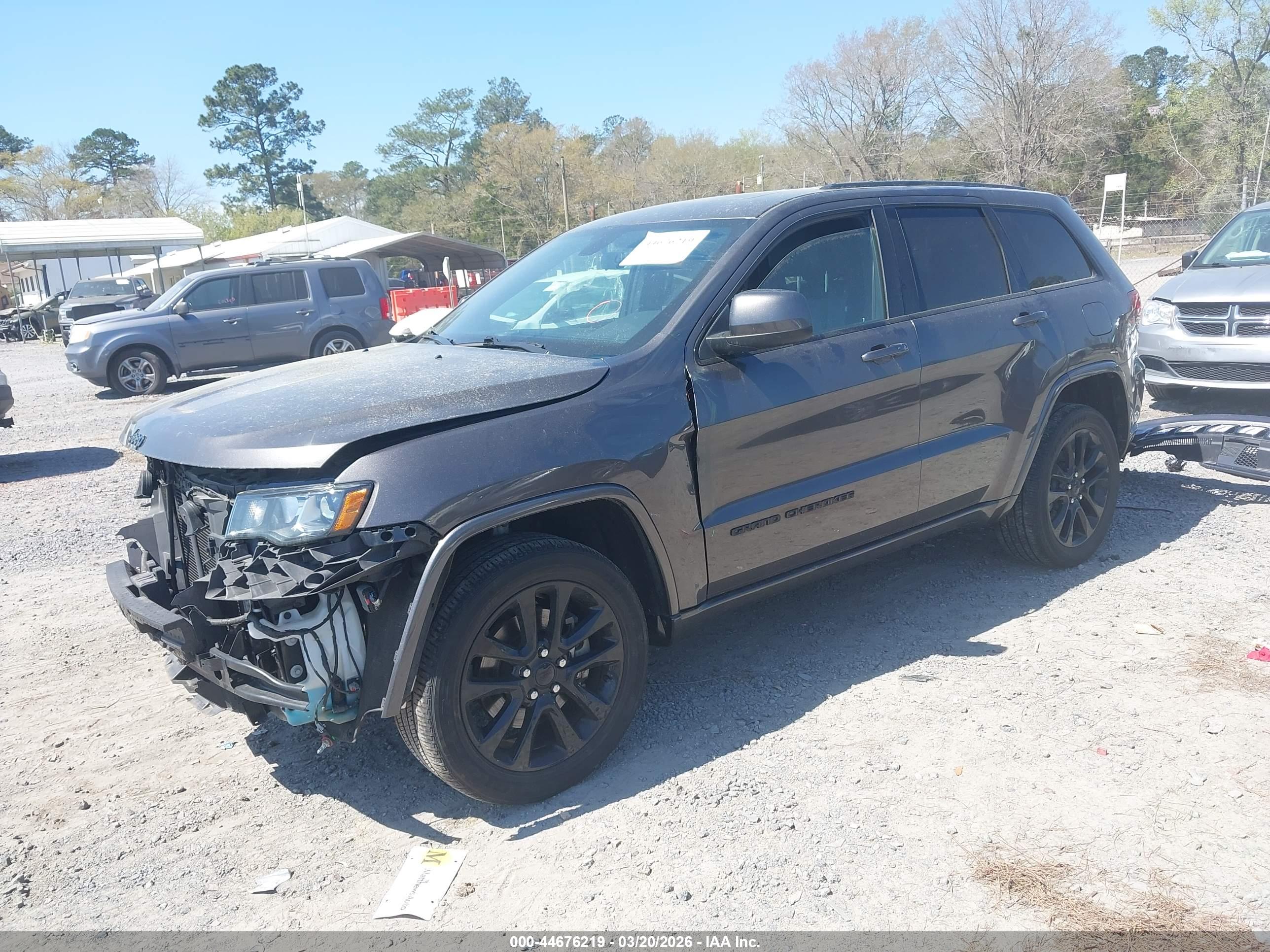 JEEP GRAND image 2