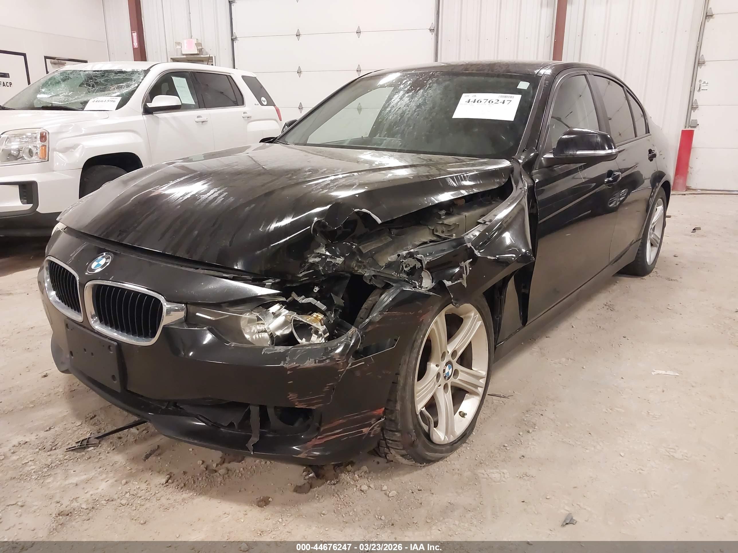 BMW 328I image 6