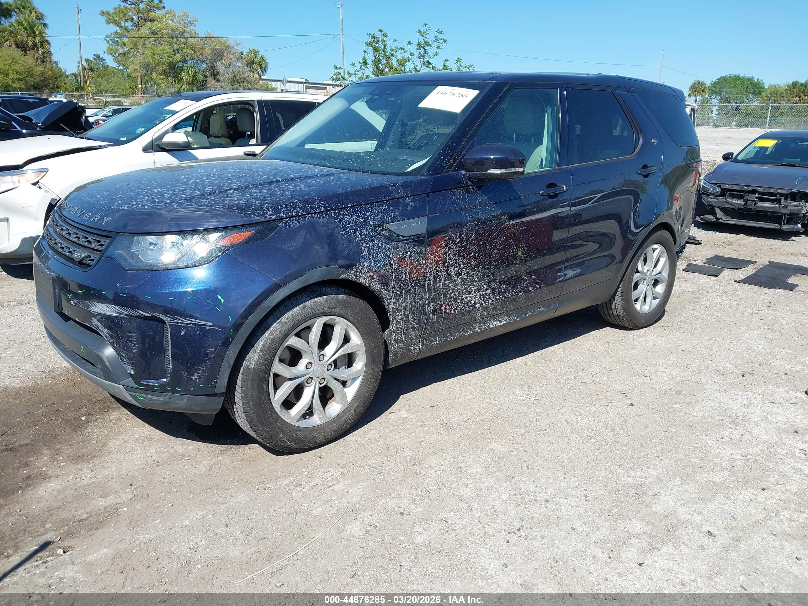LAND ROVER image 2