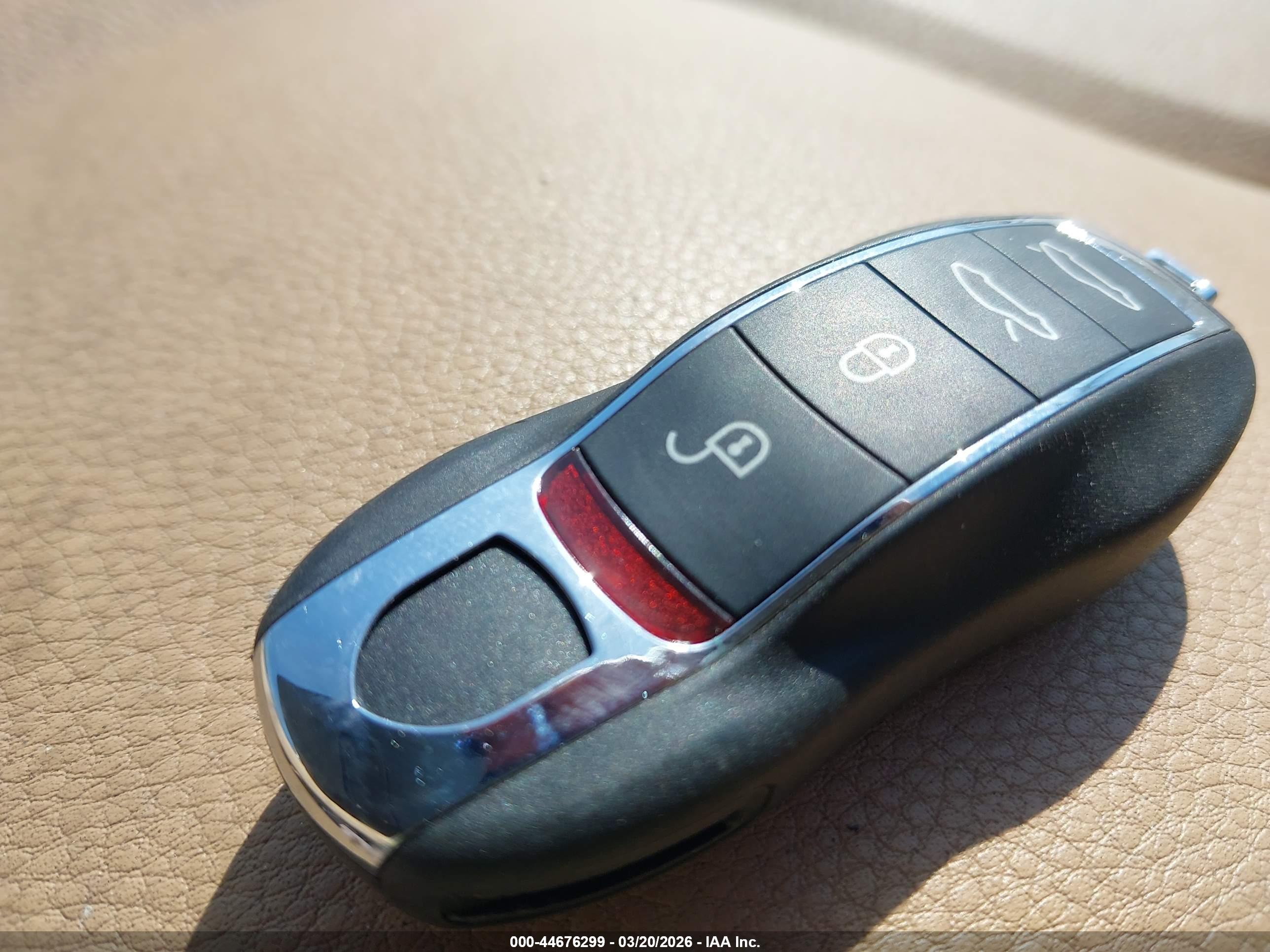PORSCHE PANAMERA image 11