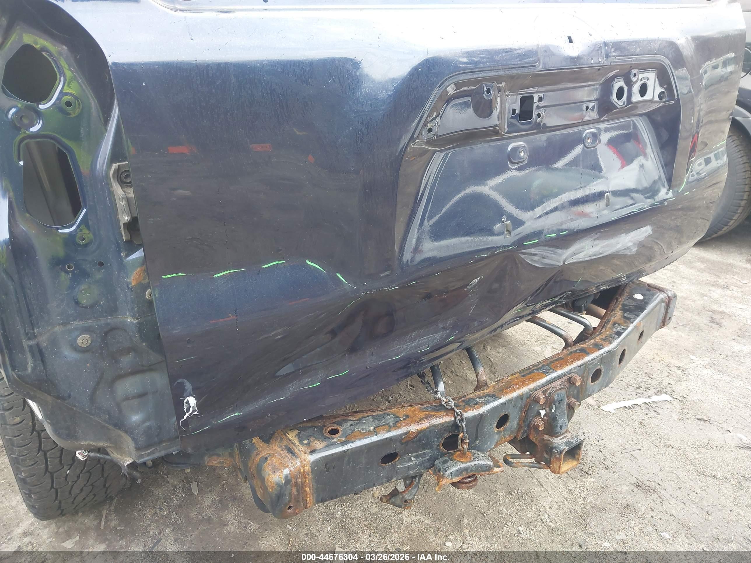 TOYOTA 4RUNNER image 6