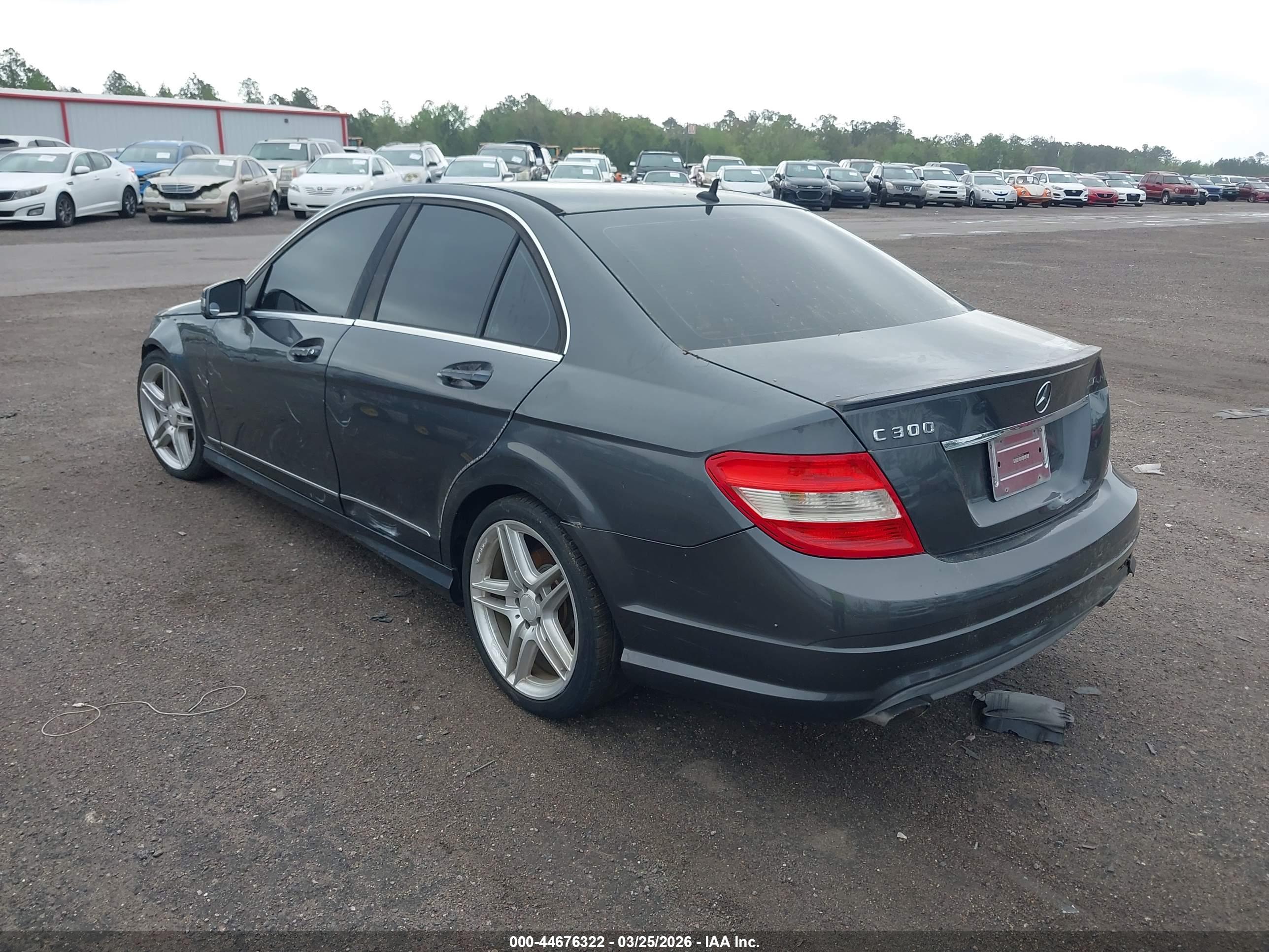 MERCEDES-BENZ C image 3