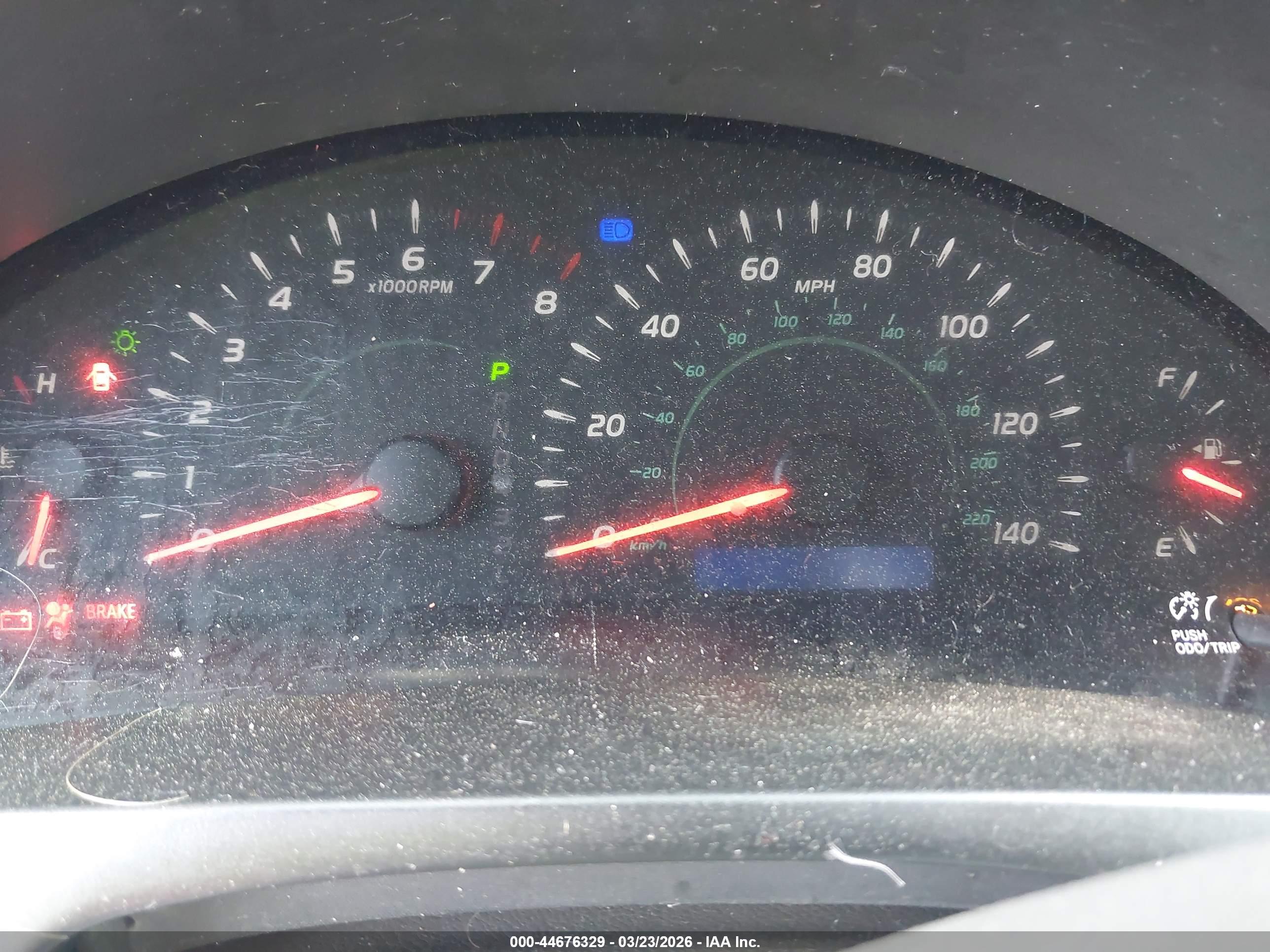 TOYOTA CAMRY image 7