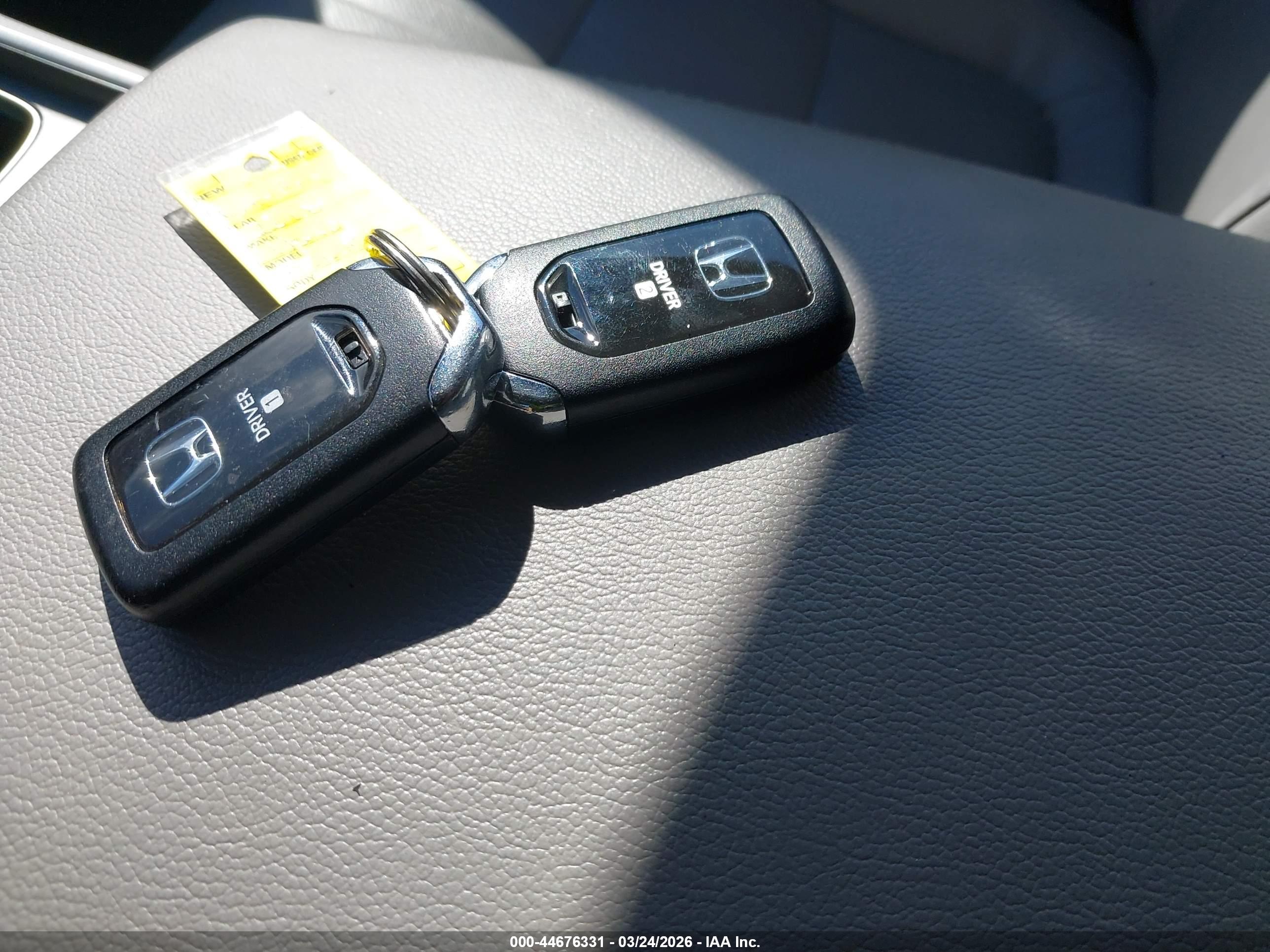 HONDA ACCORD image 11