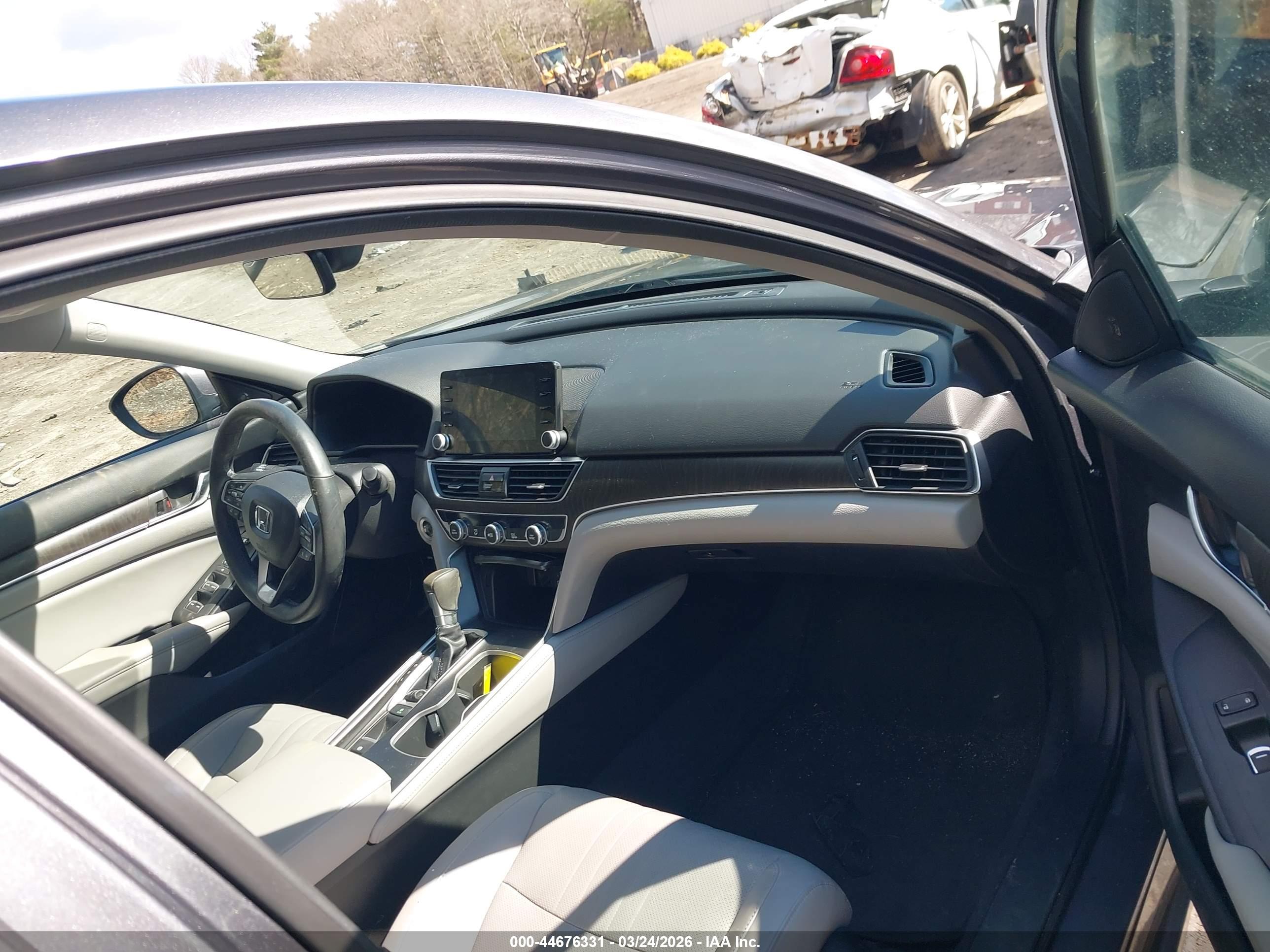 HONDA ACCORD image 5