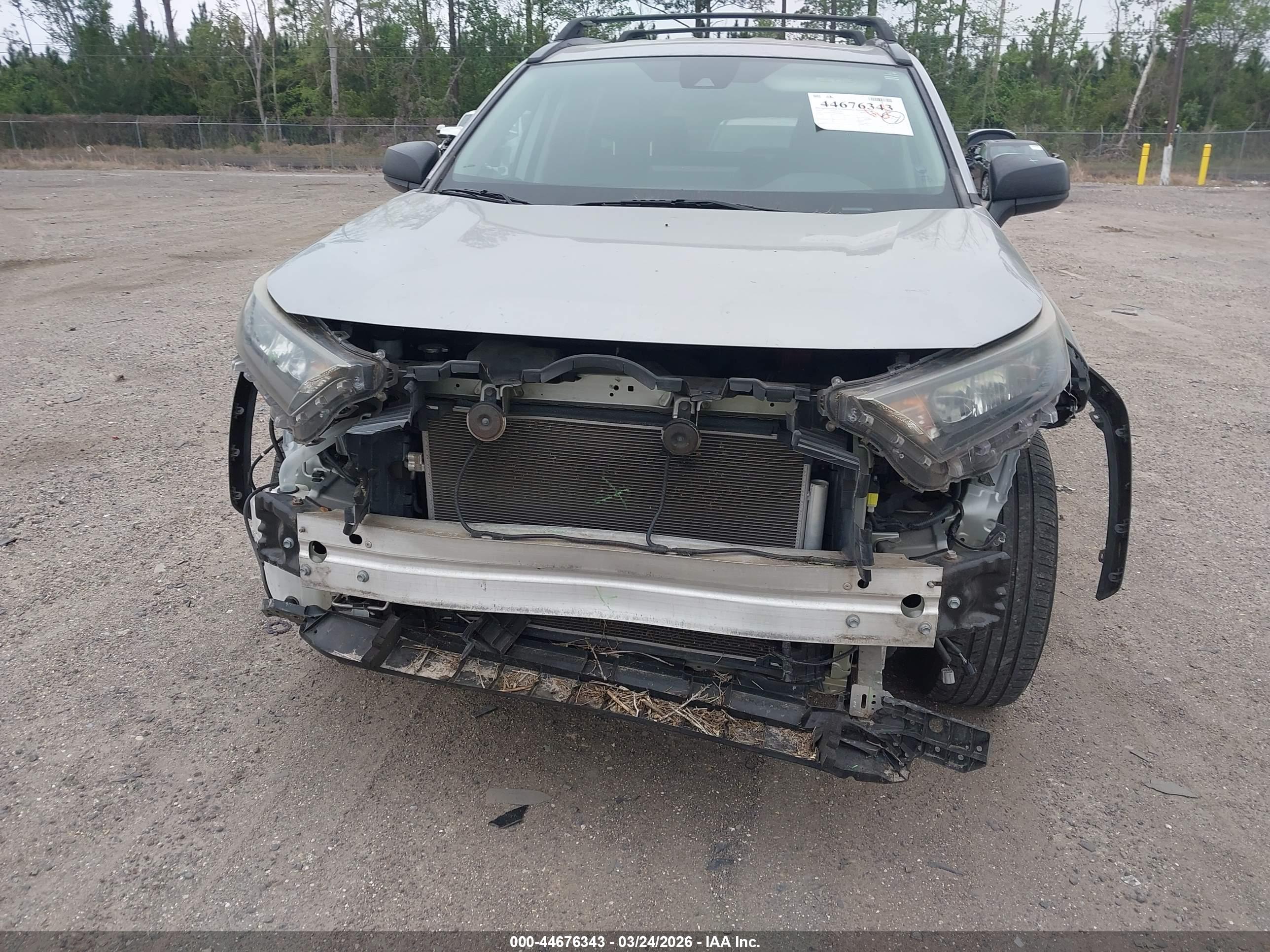 TOYOTA RAV4 image 6