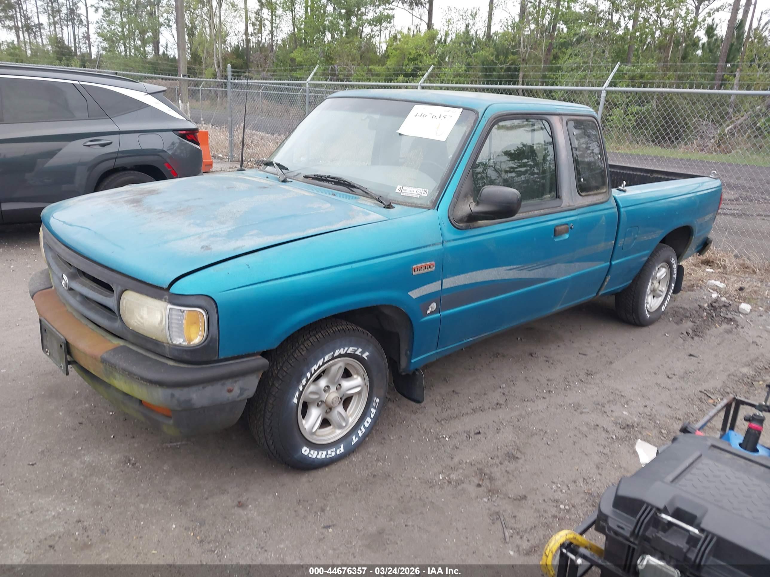 MAZDA B2300 image 2